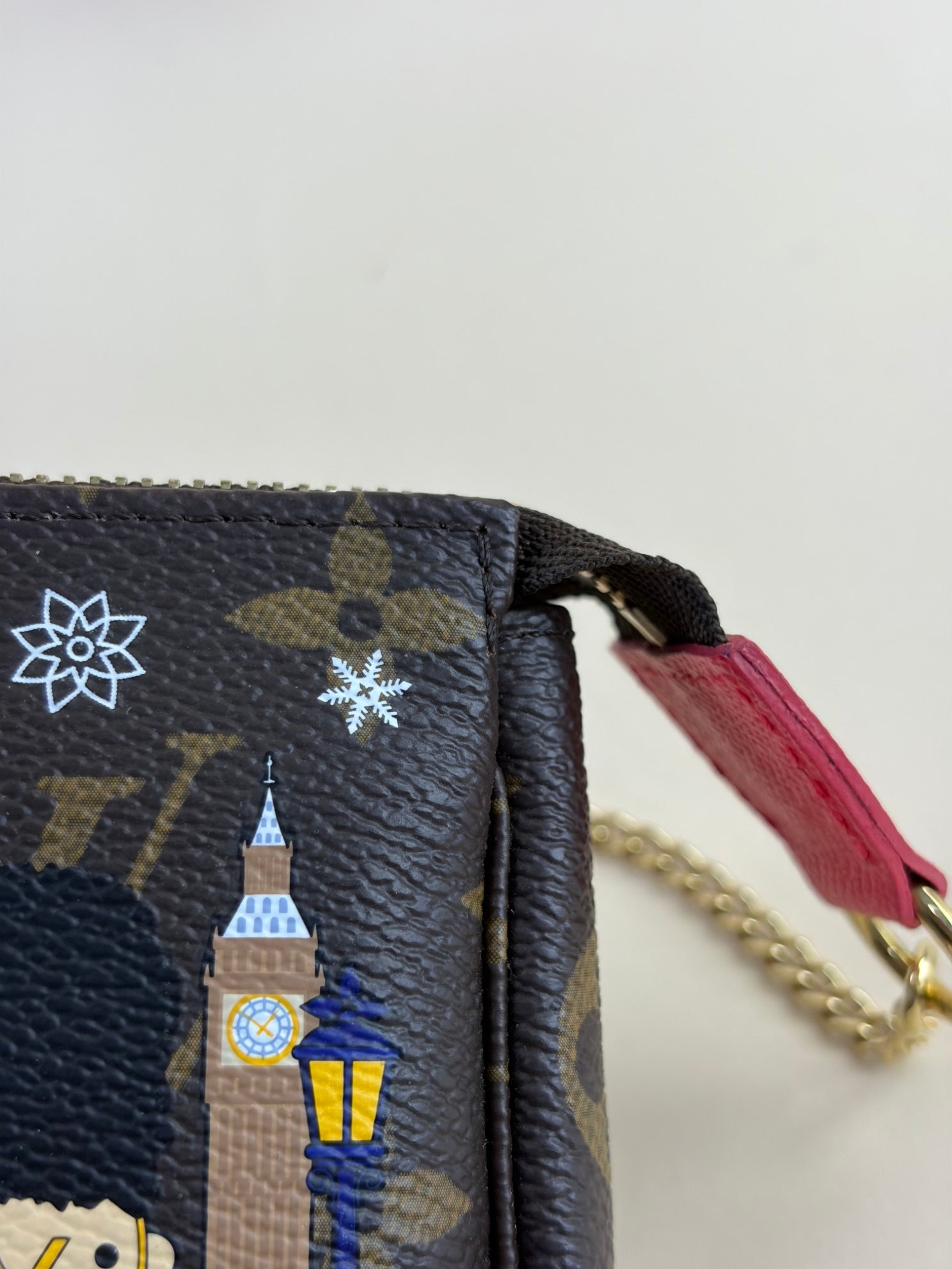 Louis Vuitton Monogram Red 2022 Holiday Christmas Animation Paris Mini Pochette