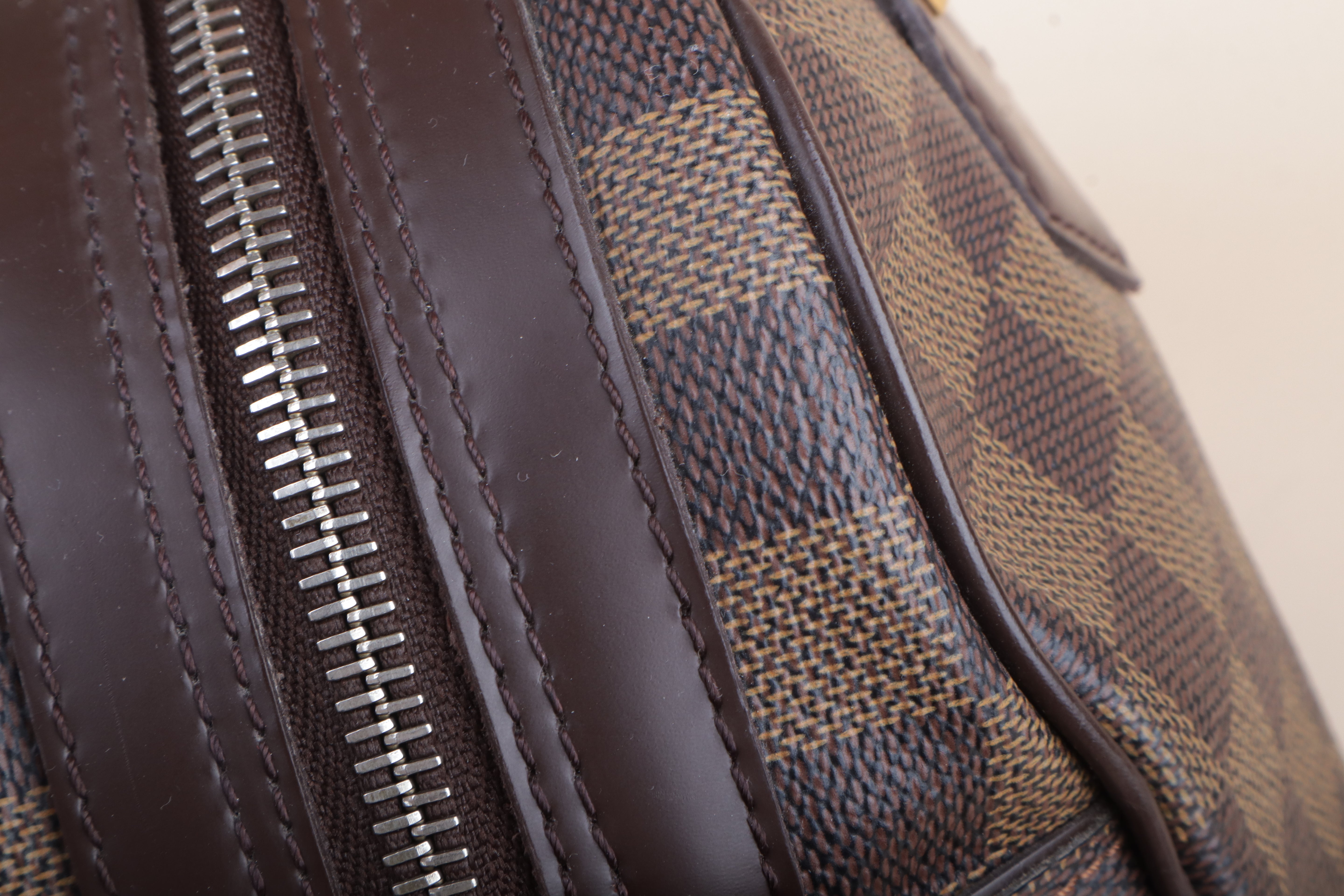 LOUIS VUITTON DUOMO damier ebene