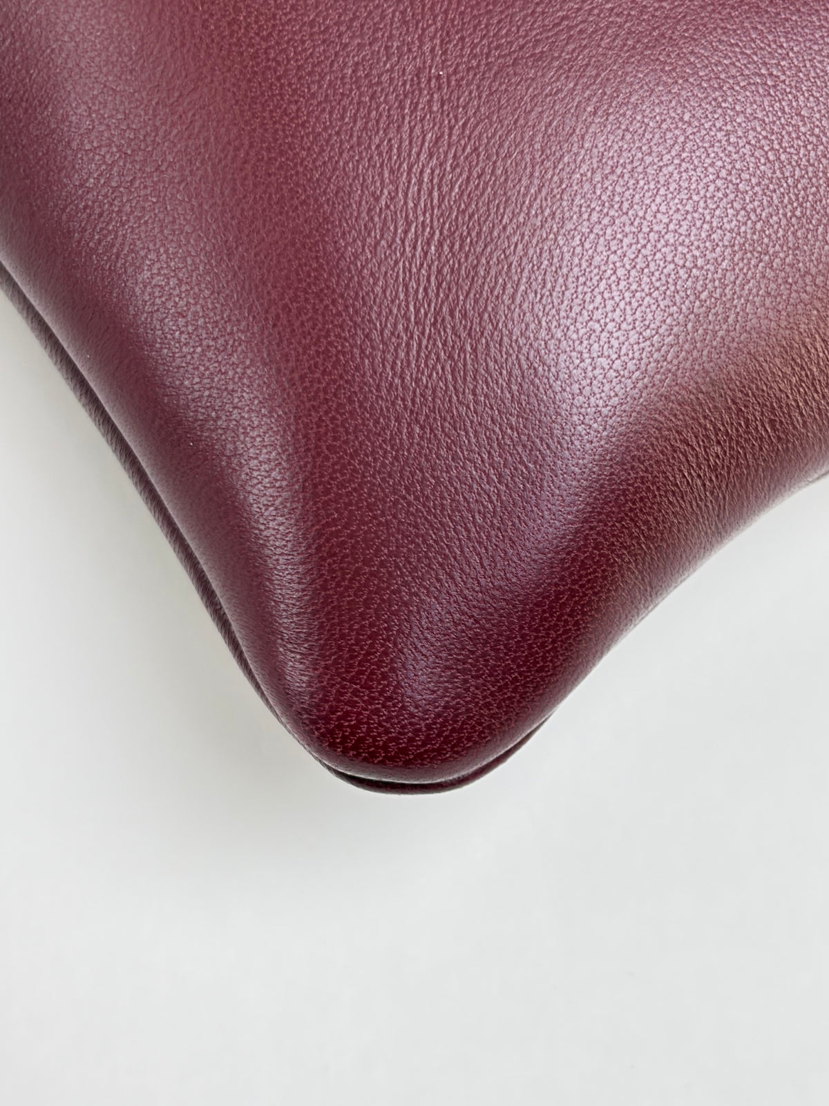 ysl burgundy calypso lambskin small zipped pouch