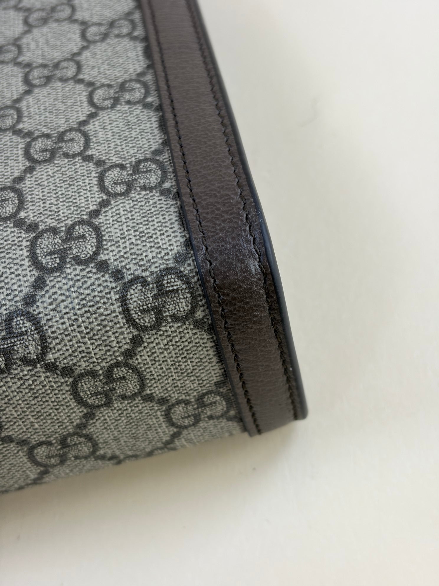 Gucci Ebony GG Supreme Ophidia Small Pouch with Holder