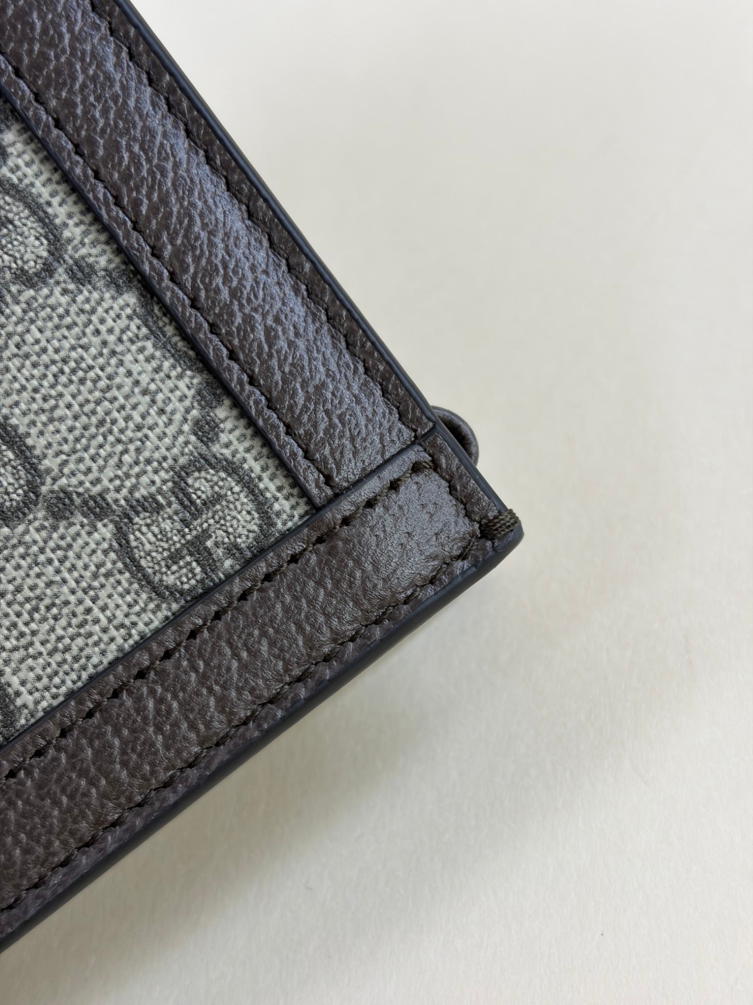 Gucci Ebony GG Supreme Ophidia Small Pouch with Holder