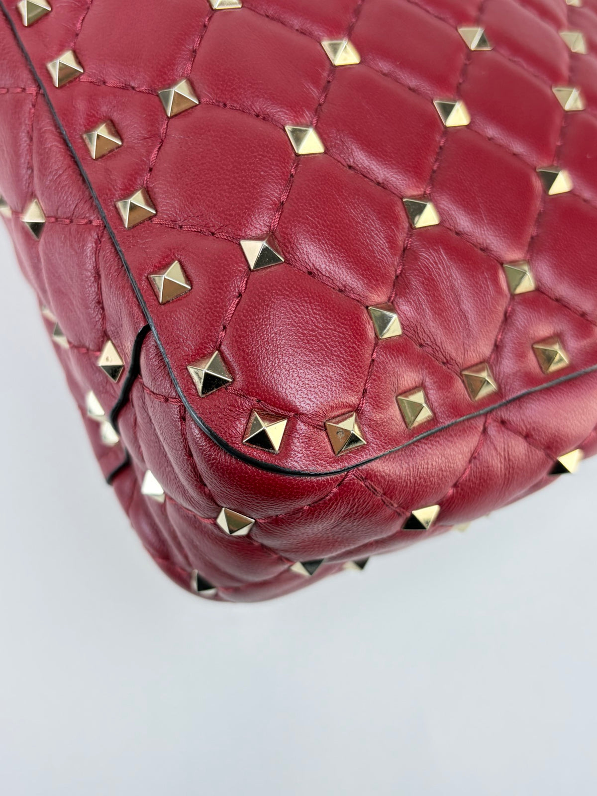 Valentino spike red small rock stud spike