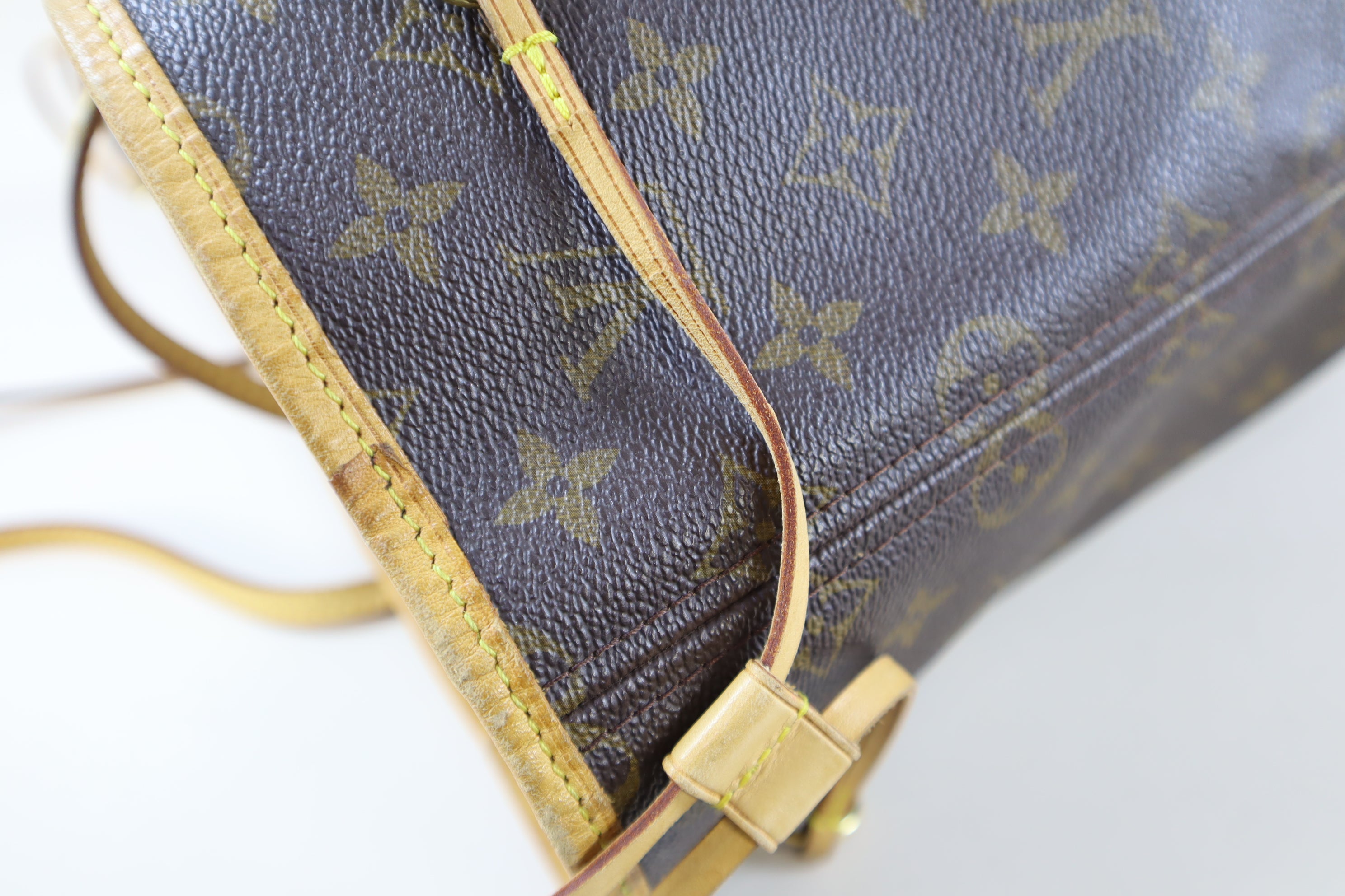 Louis Vuitton Monogram Neverfull GM Bag