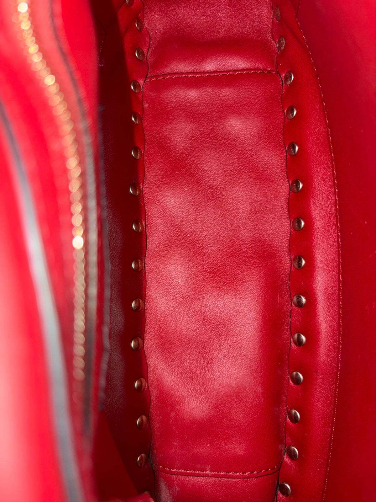 Valentino spike red small rock stud spike