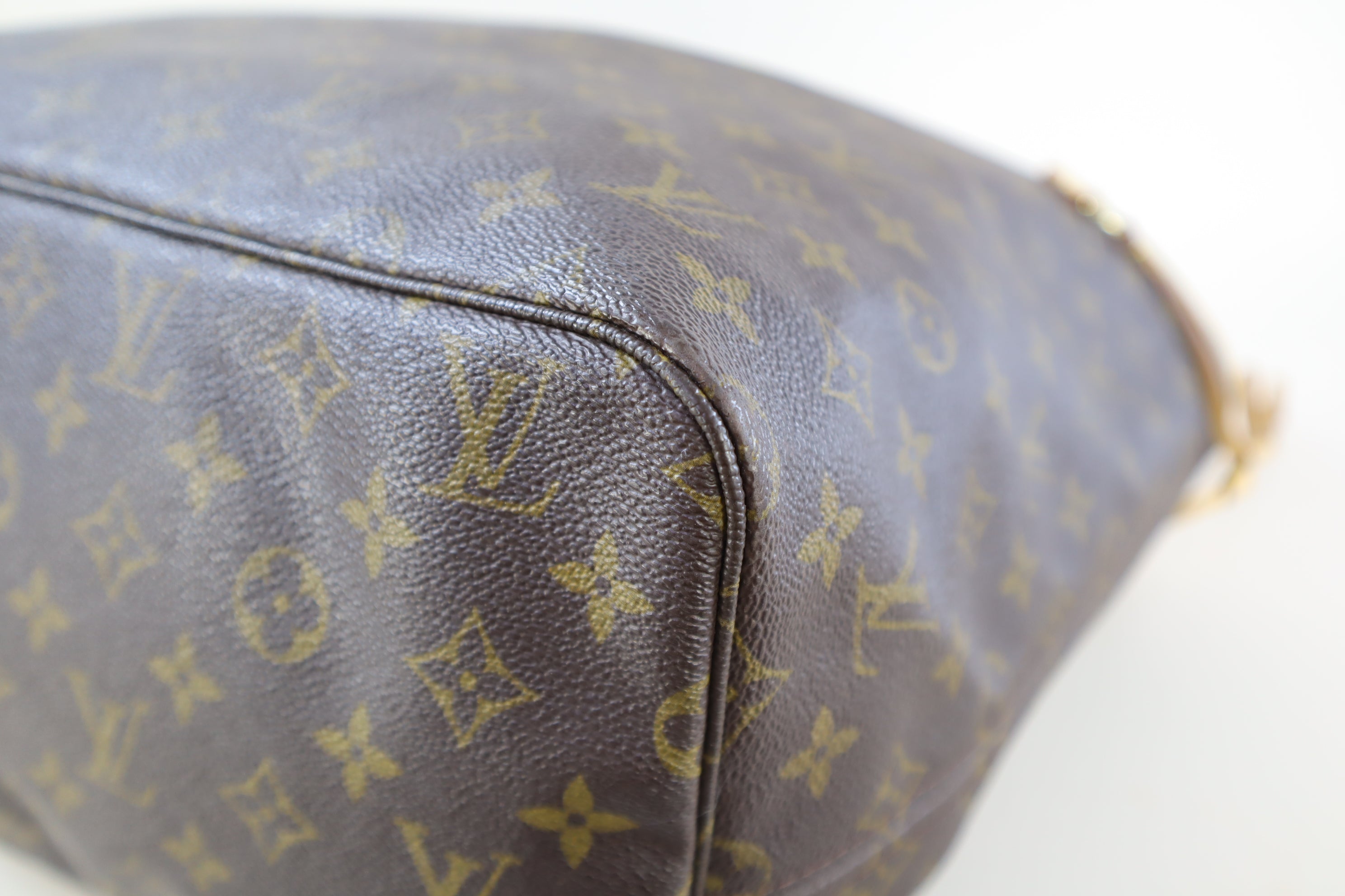 Louis Vuitton Monogram Neverfull GM Bag
