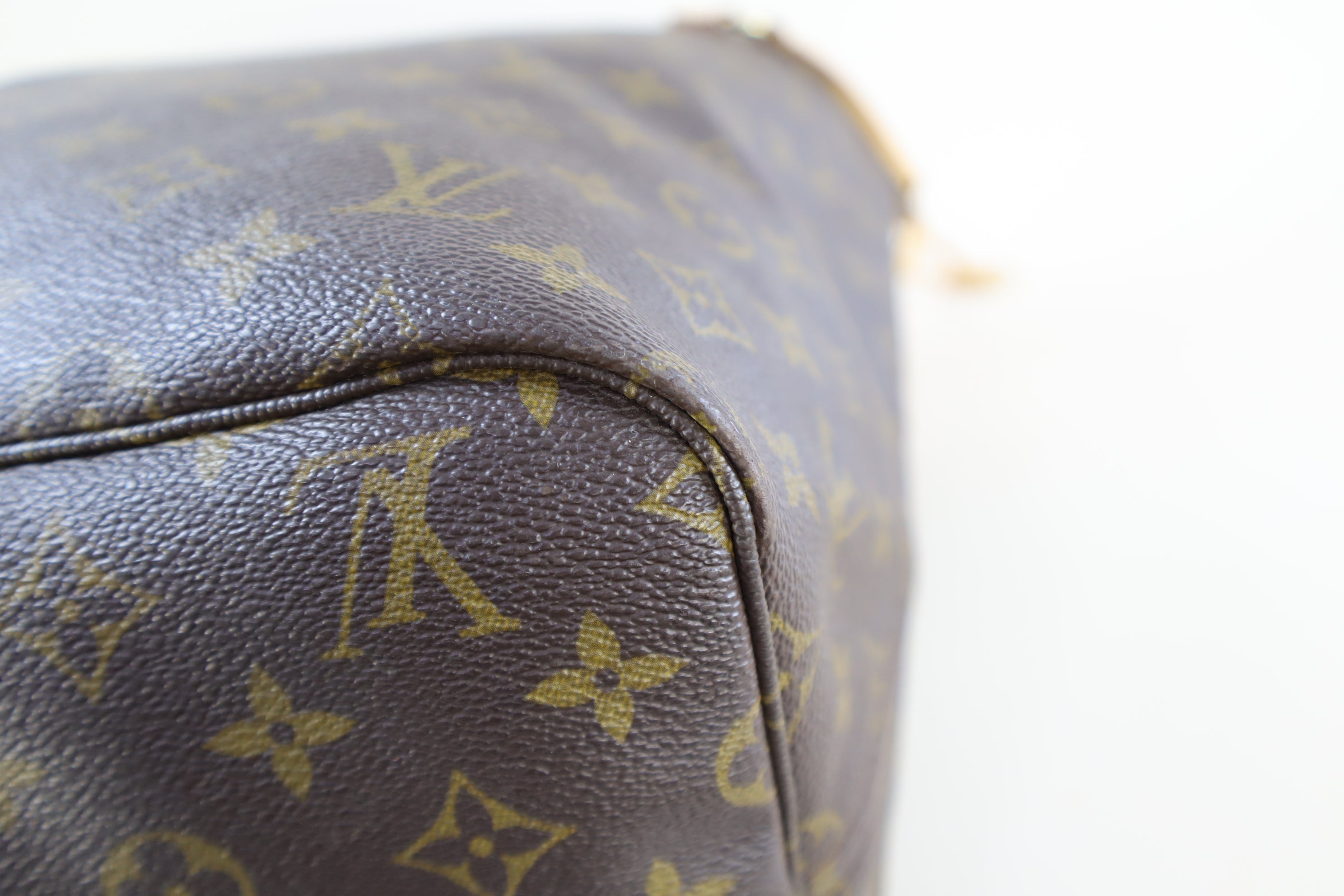 Louis Vuitton Monogram Neverfull GM Bag