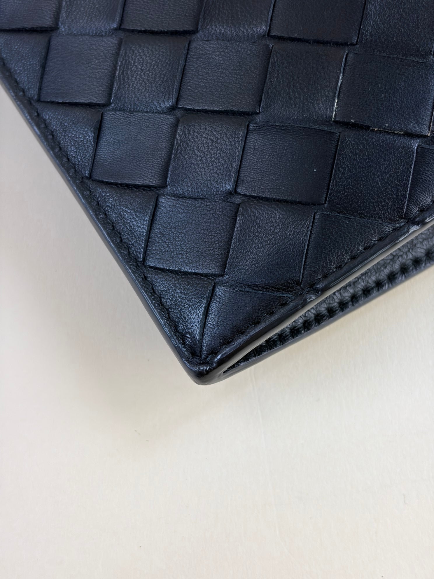 Bottega Veneta Black Intrecciato Nappa Men's Belt Bag