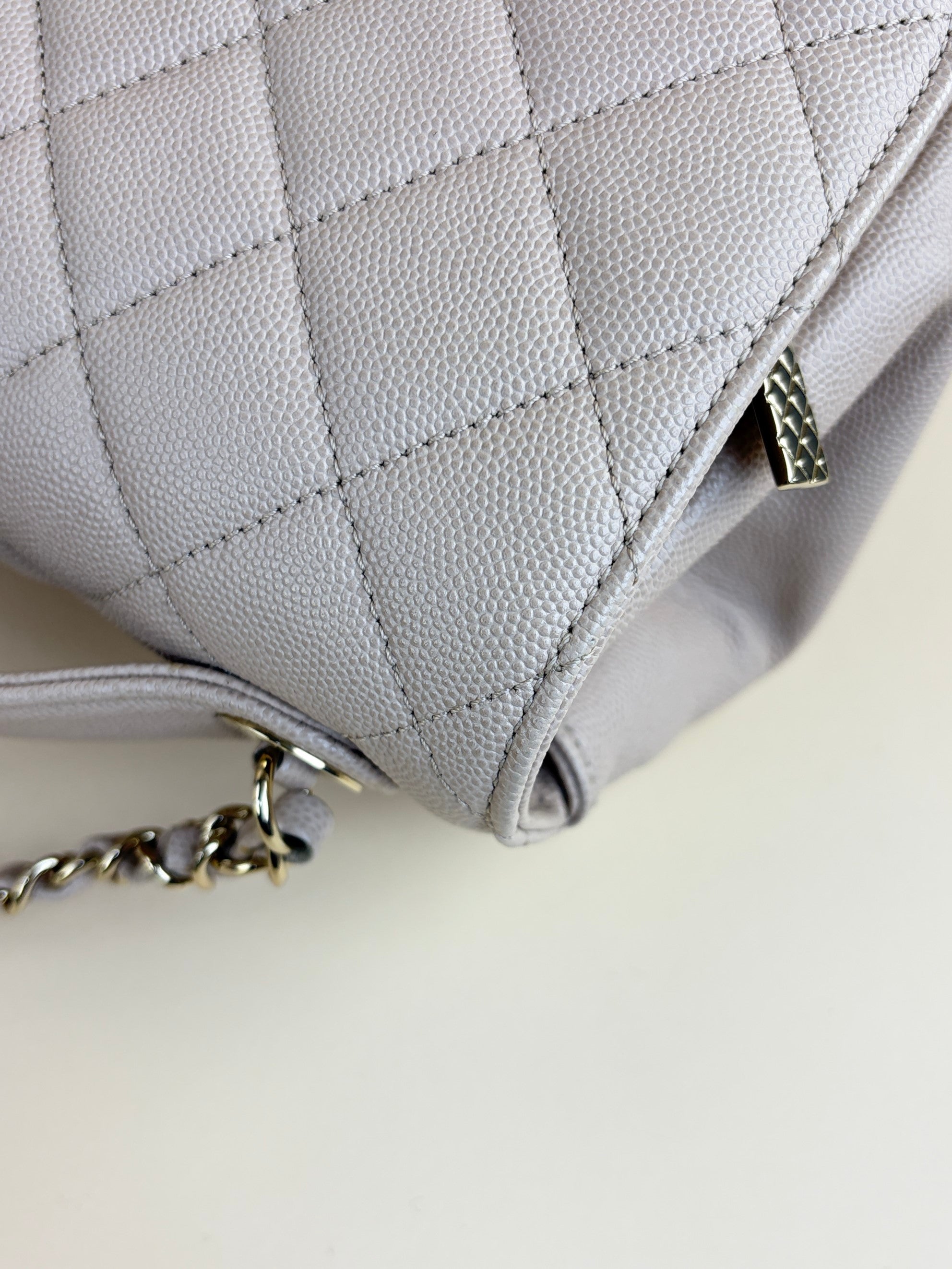 Chanel beige business affinity large caviar leather