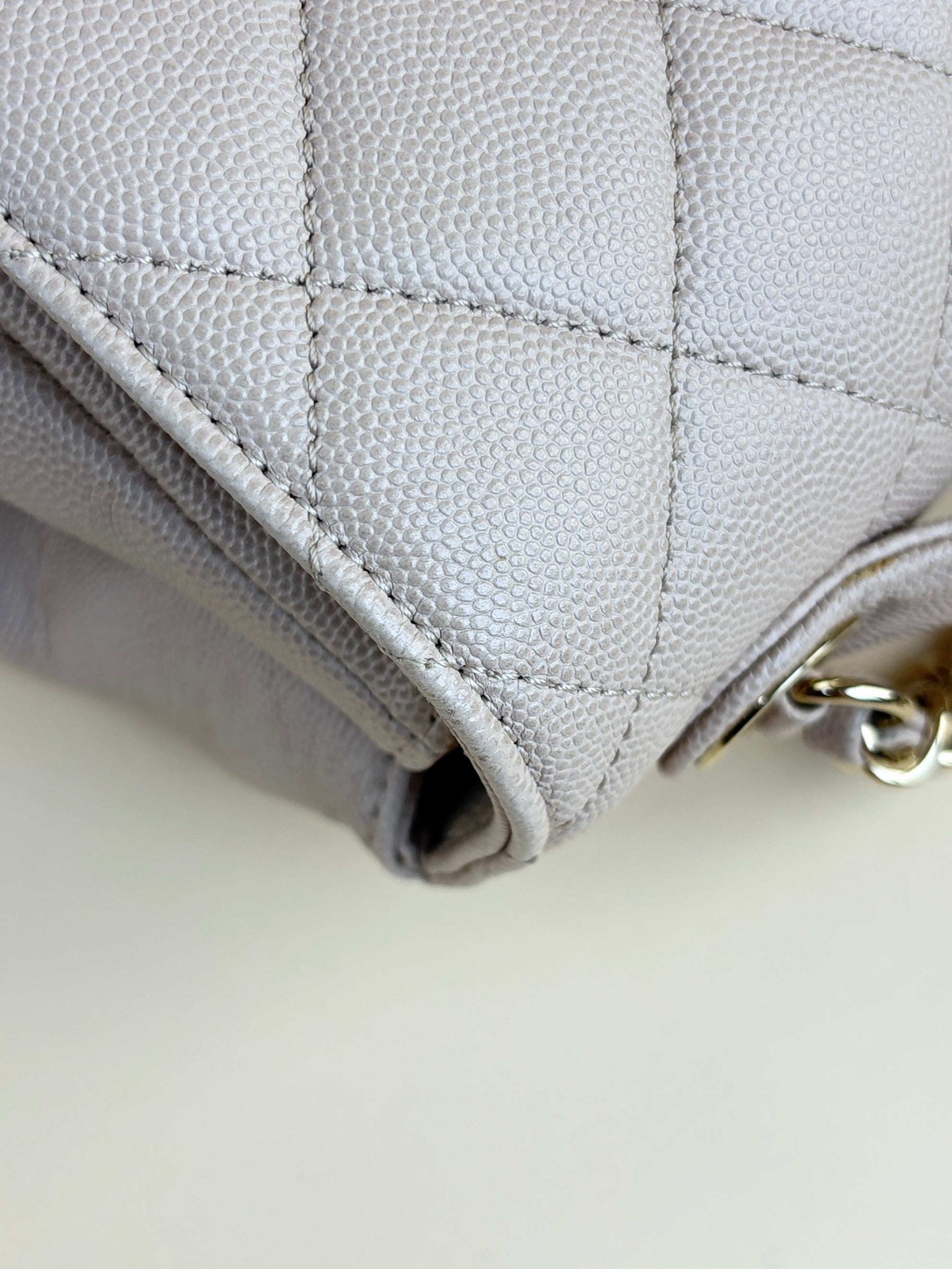 Chanel beige business affinity large caviar leather