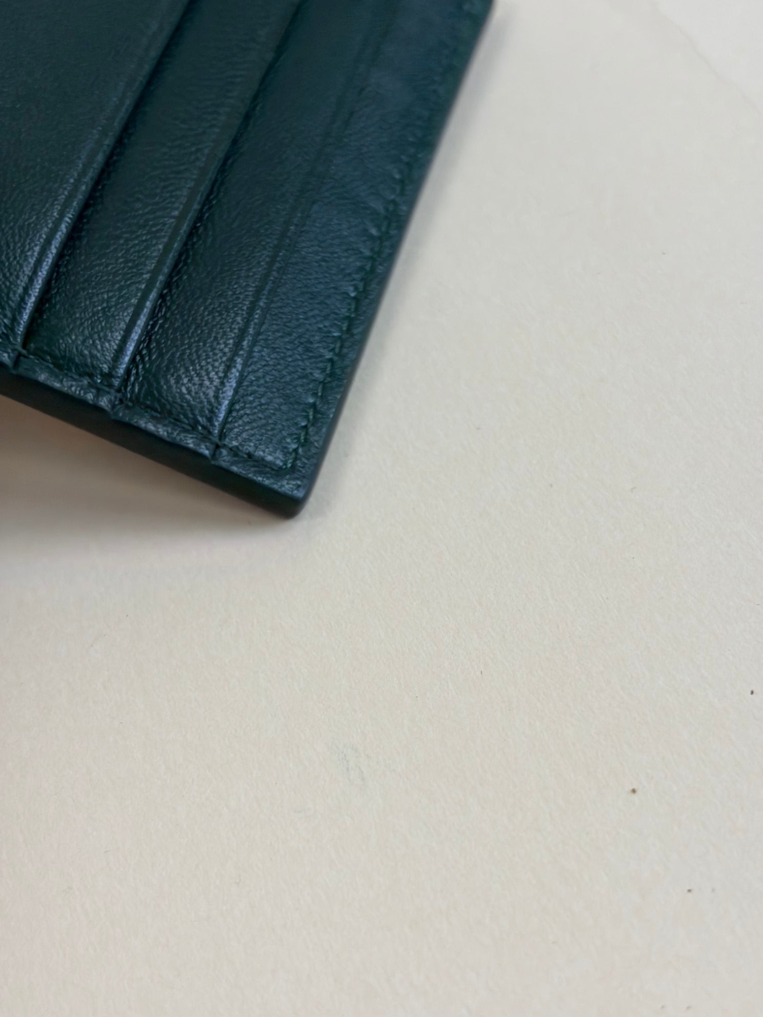 bottega Veneta casetta credit case emerald, green napa