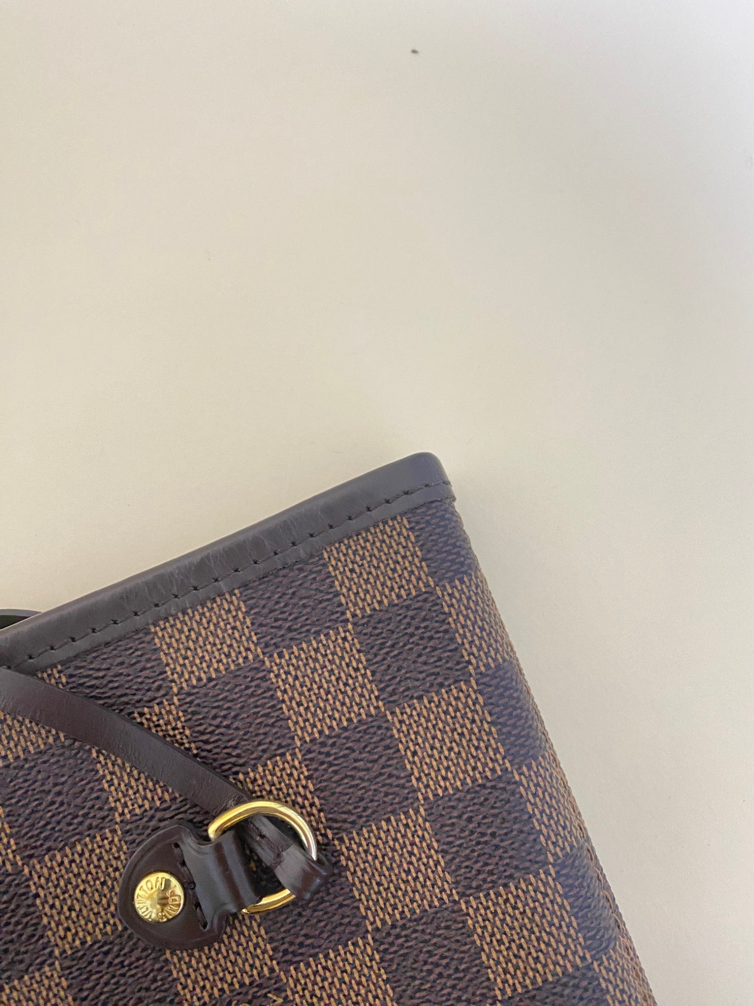 Louis Vuitton mm damier Ebene Never full