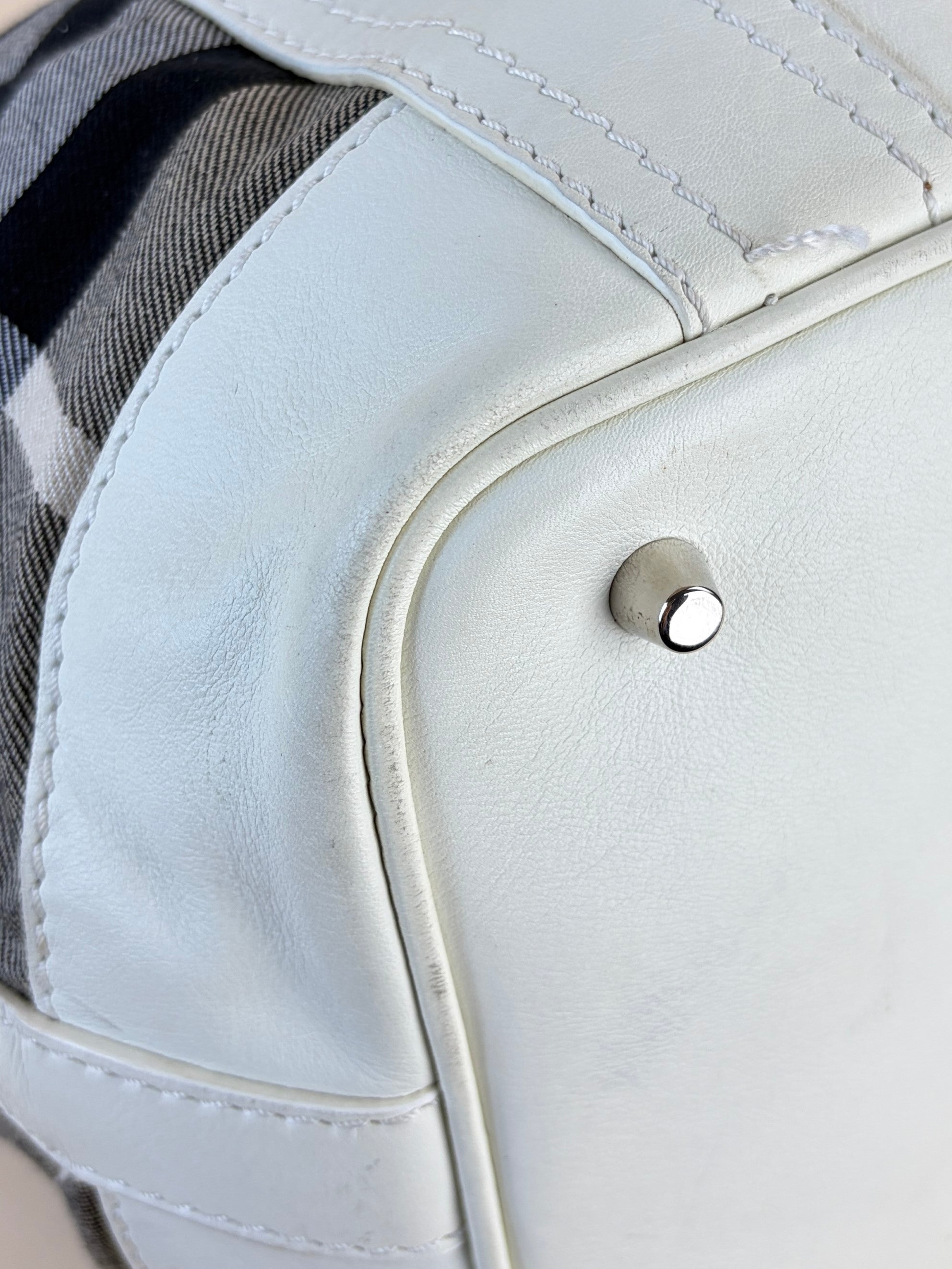 Burberry white leather nova/check large Beaton tote bag