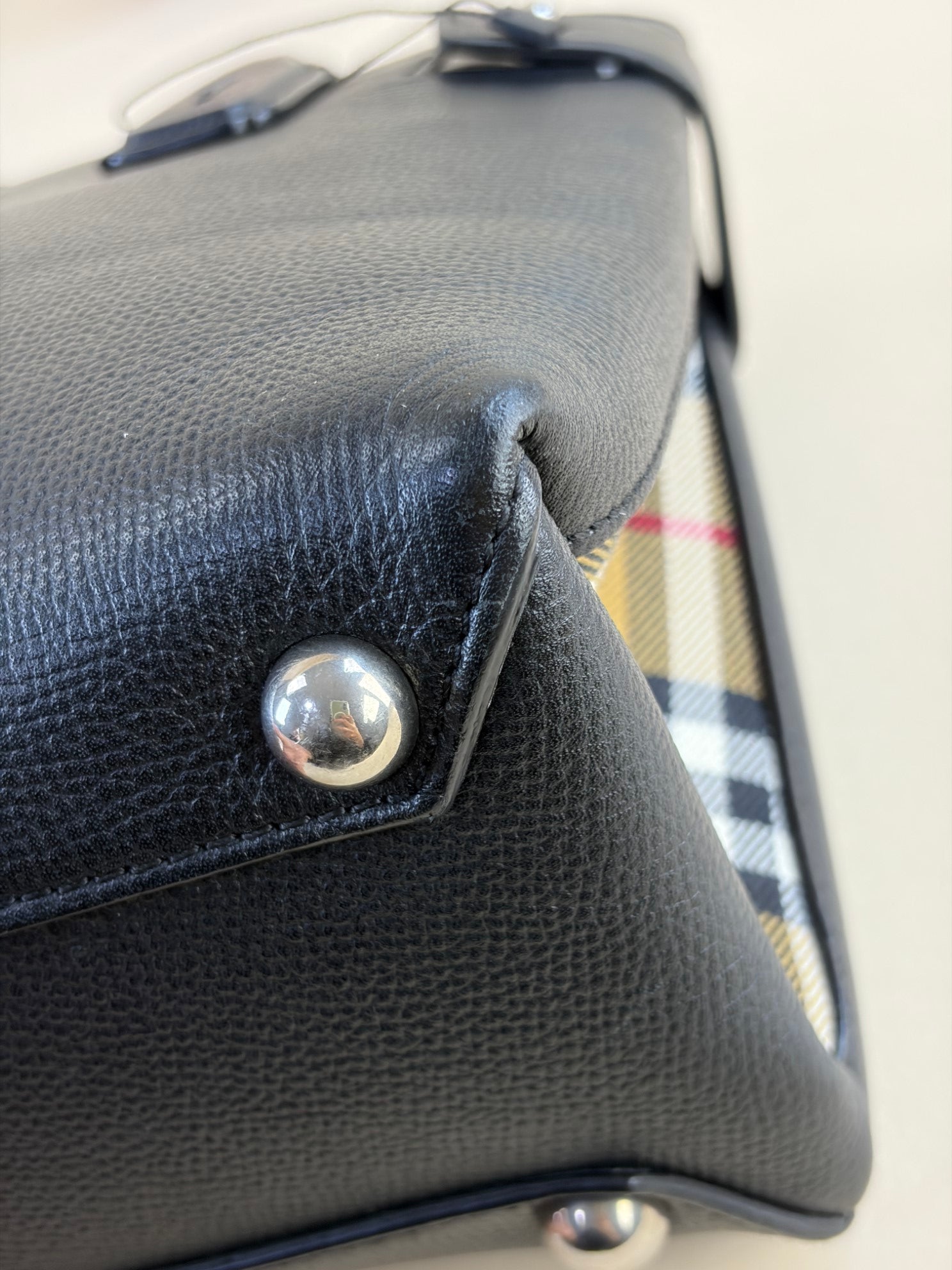 Burberry black banner small leather house check