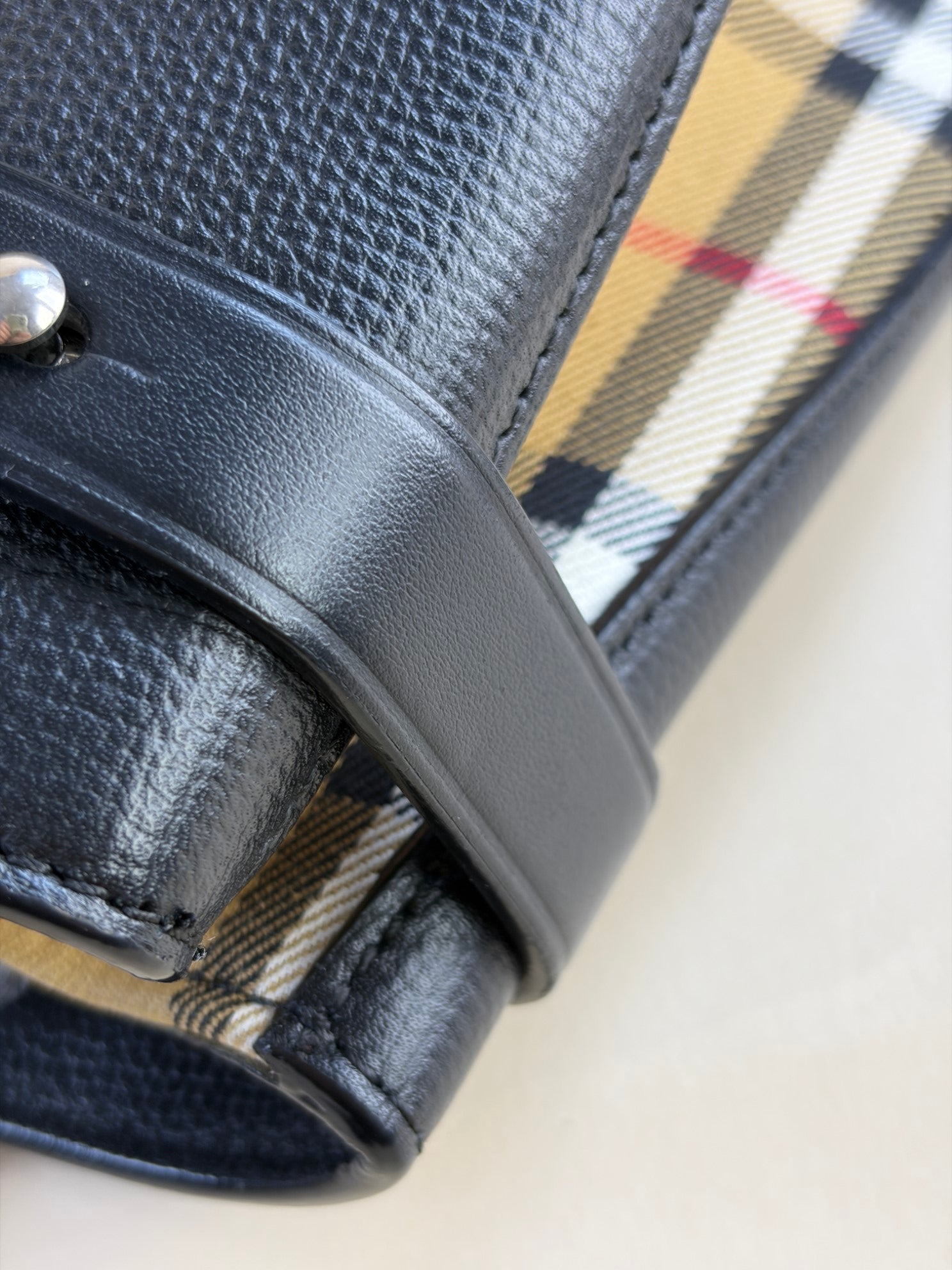 Burberry black banner small leather house check