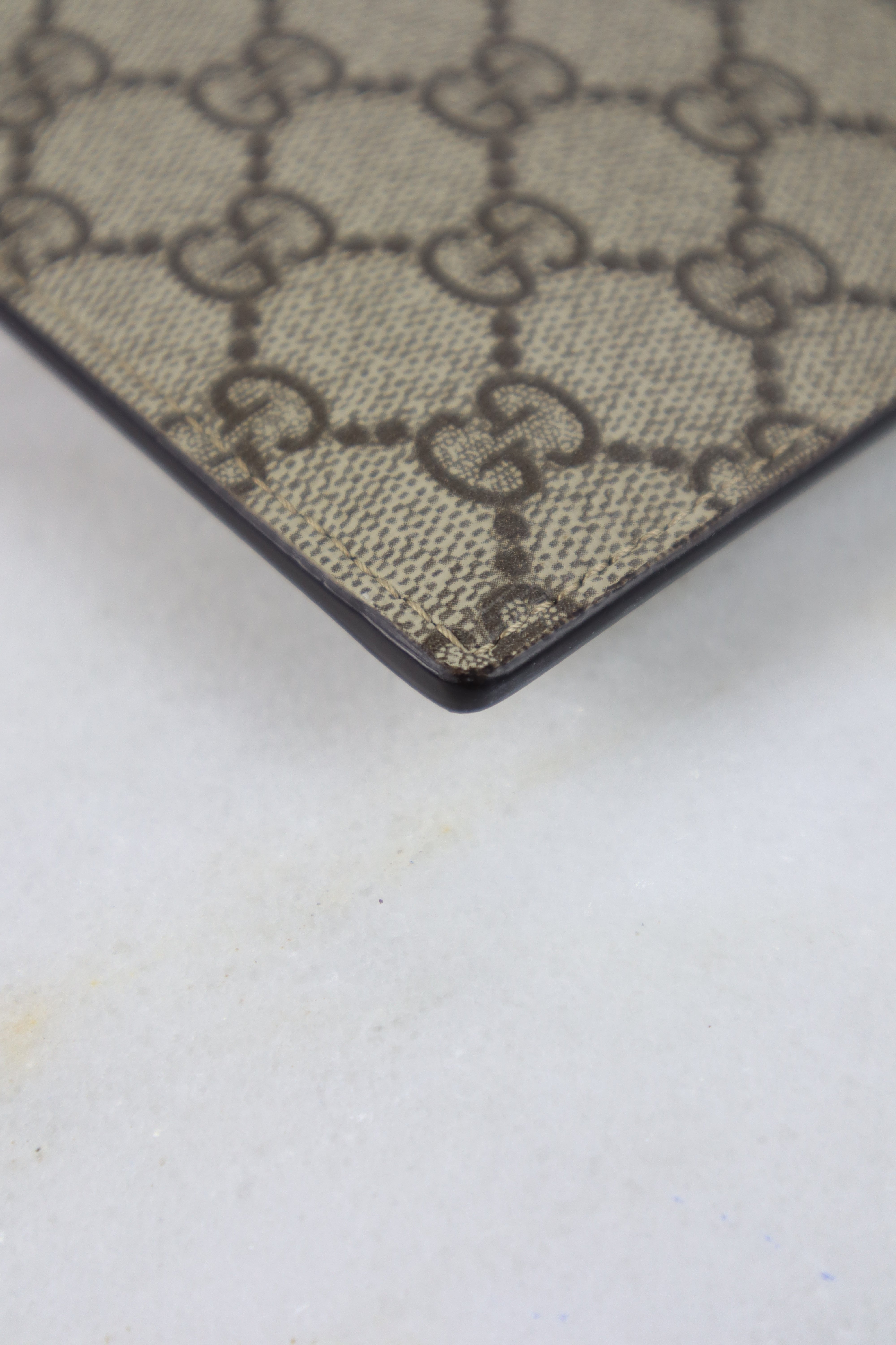 Gucci Beige GG Supreme Neo Vintage Pouch
