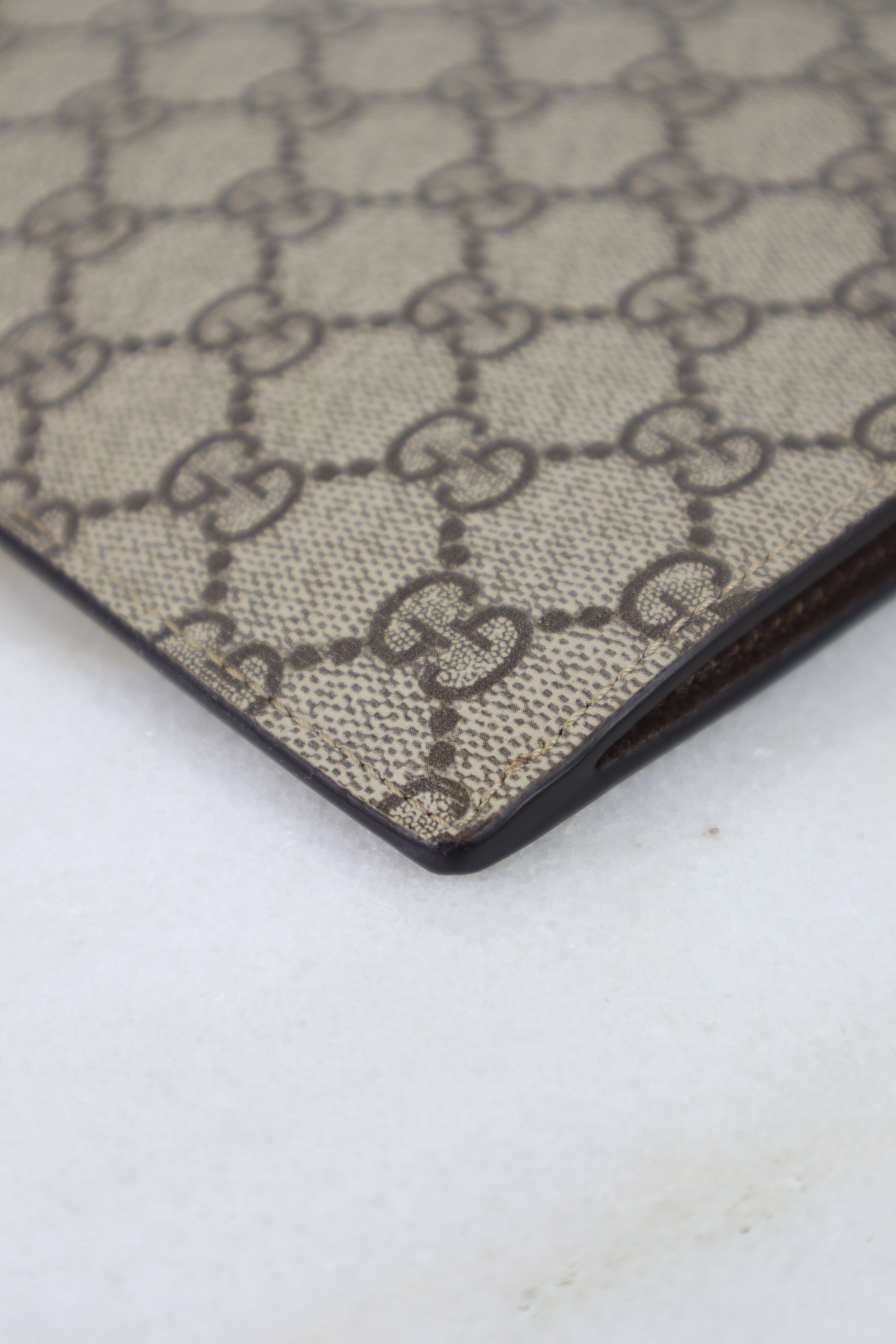 Gucci Beige GG Supreme Neo Vintage Pouch