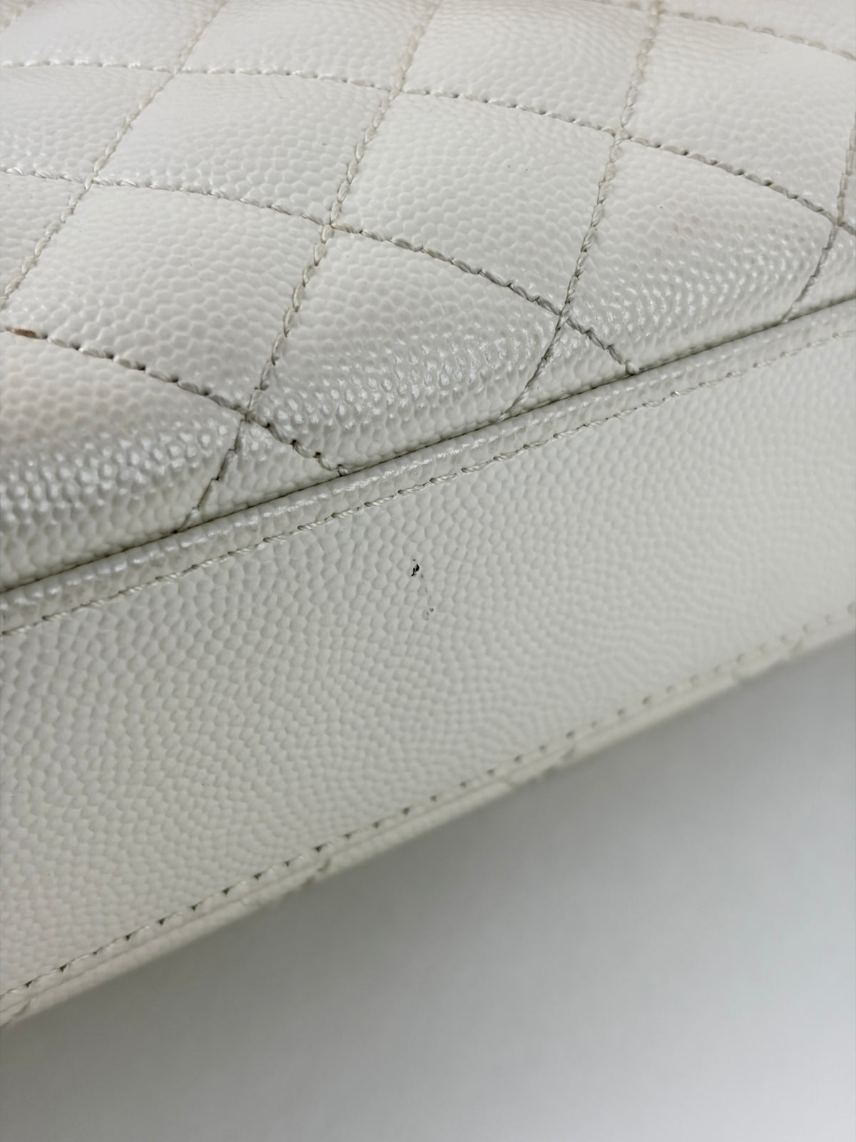 YSL white matelassé tri-quilt medium monogram