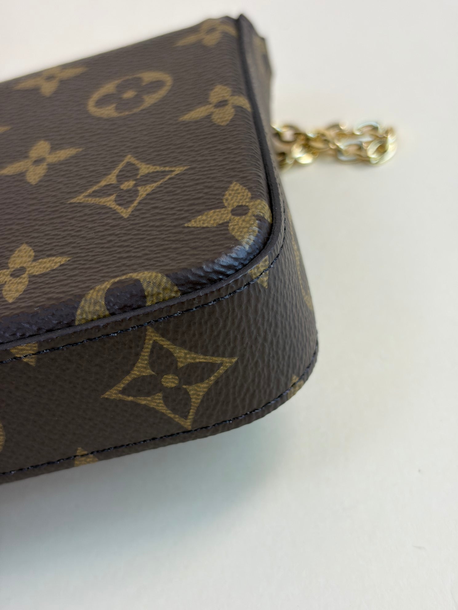 Louis Vuitton Monogram Pochette Felicie Chain Bag