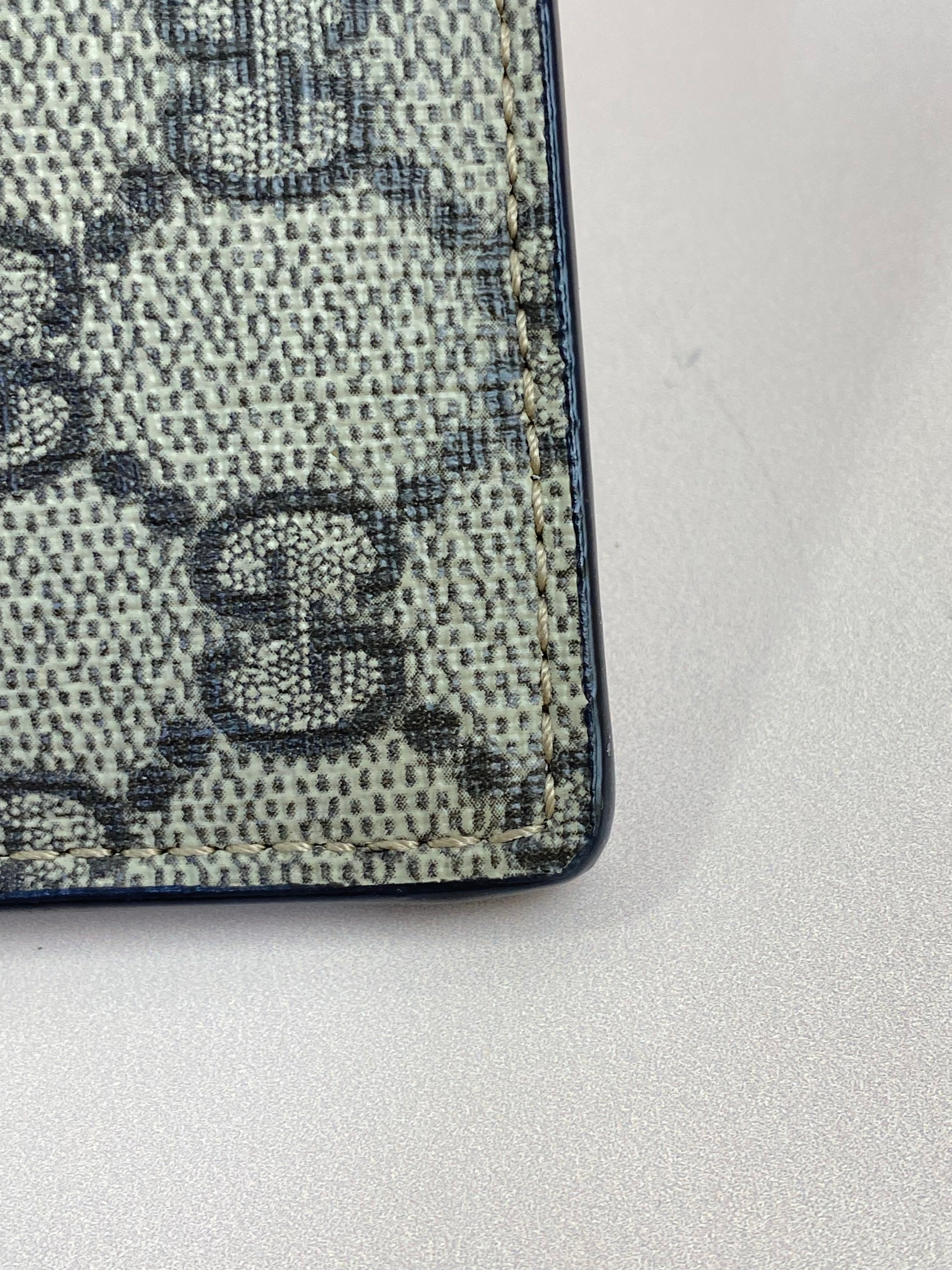 Gucci Beige GG Supreme Neo Vintage Flat Pouch