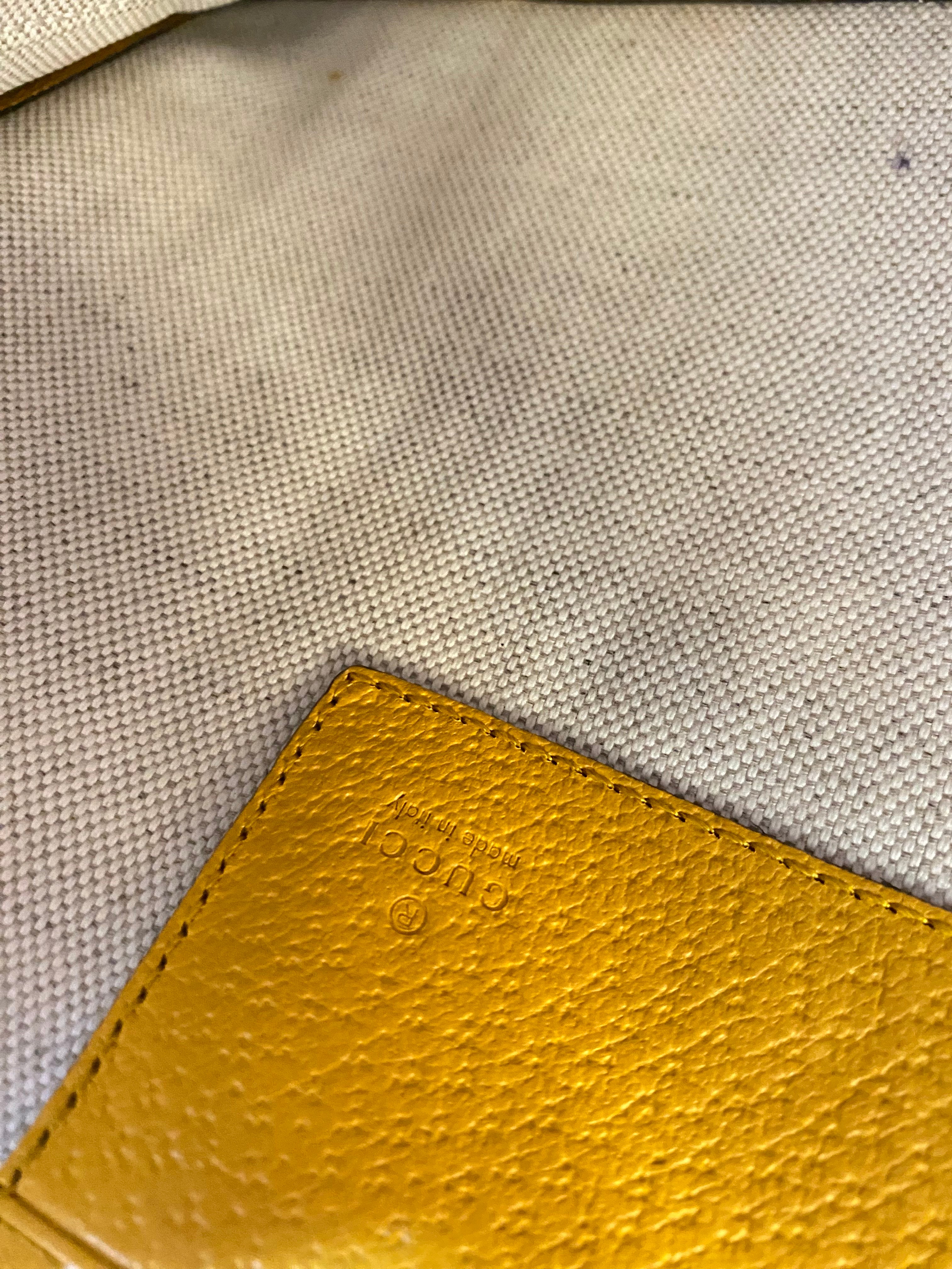 Gucci Beige GG Supreme Neo Vintage Flat Pouch