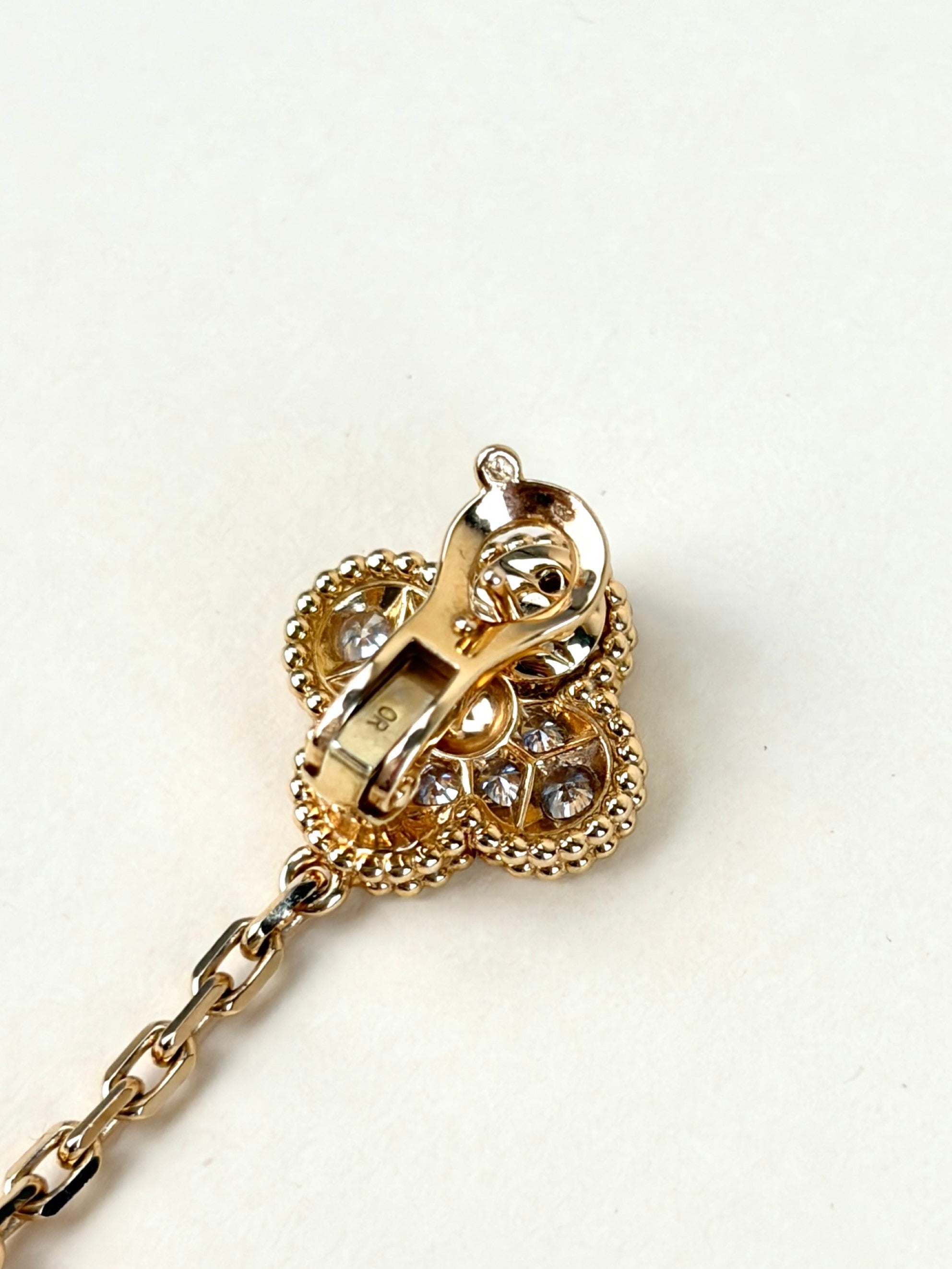 Van Cleef magic alhambra 2motifs 18 k rose gold and grey mother of pearl