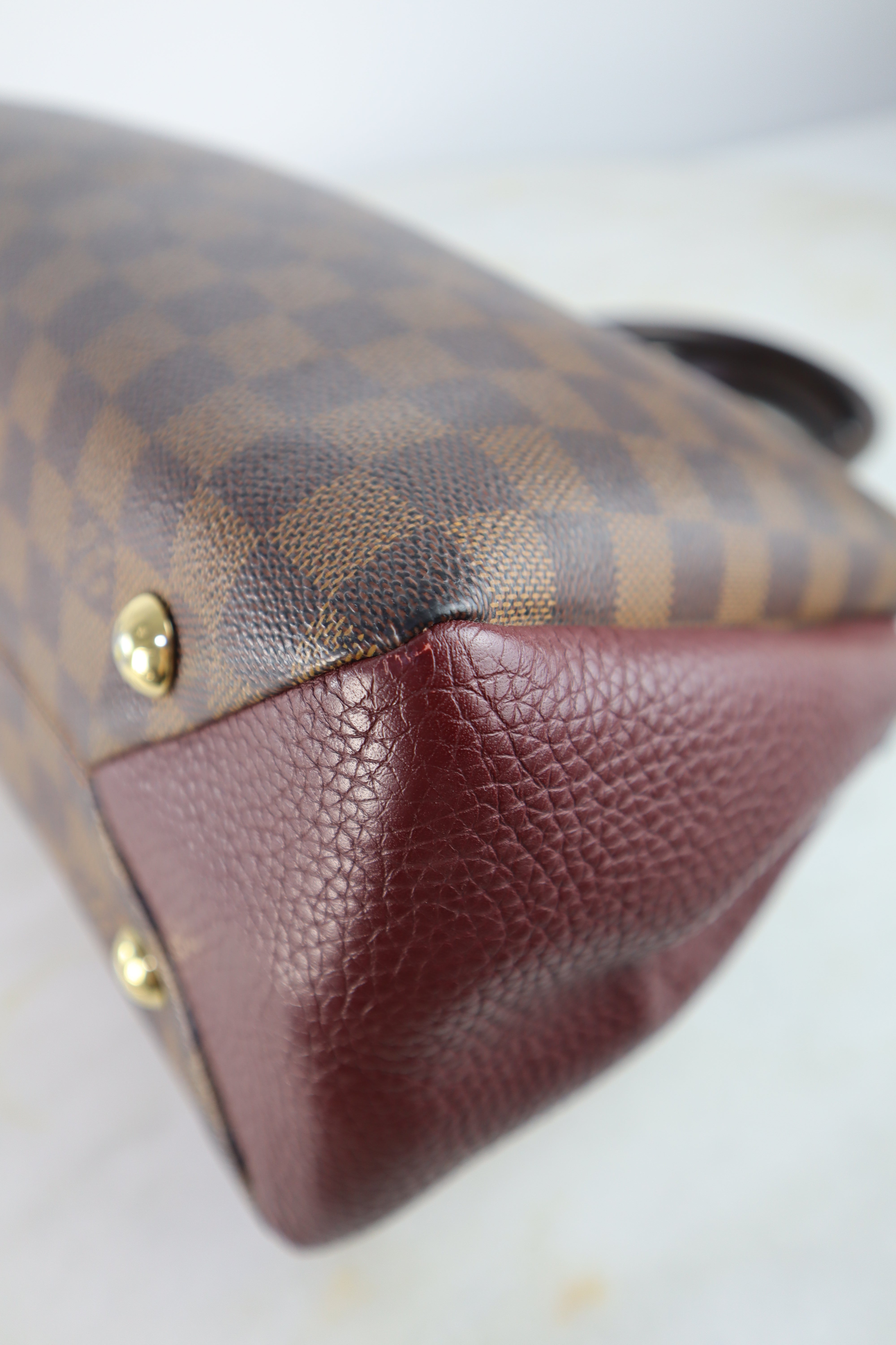 Louis Vuitton Damier Ebene Bordeaux Brittany Bag W/ Strap