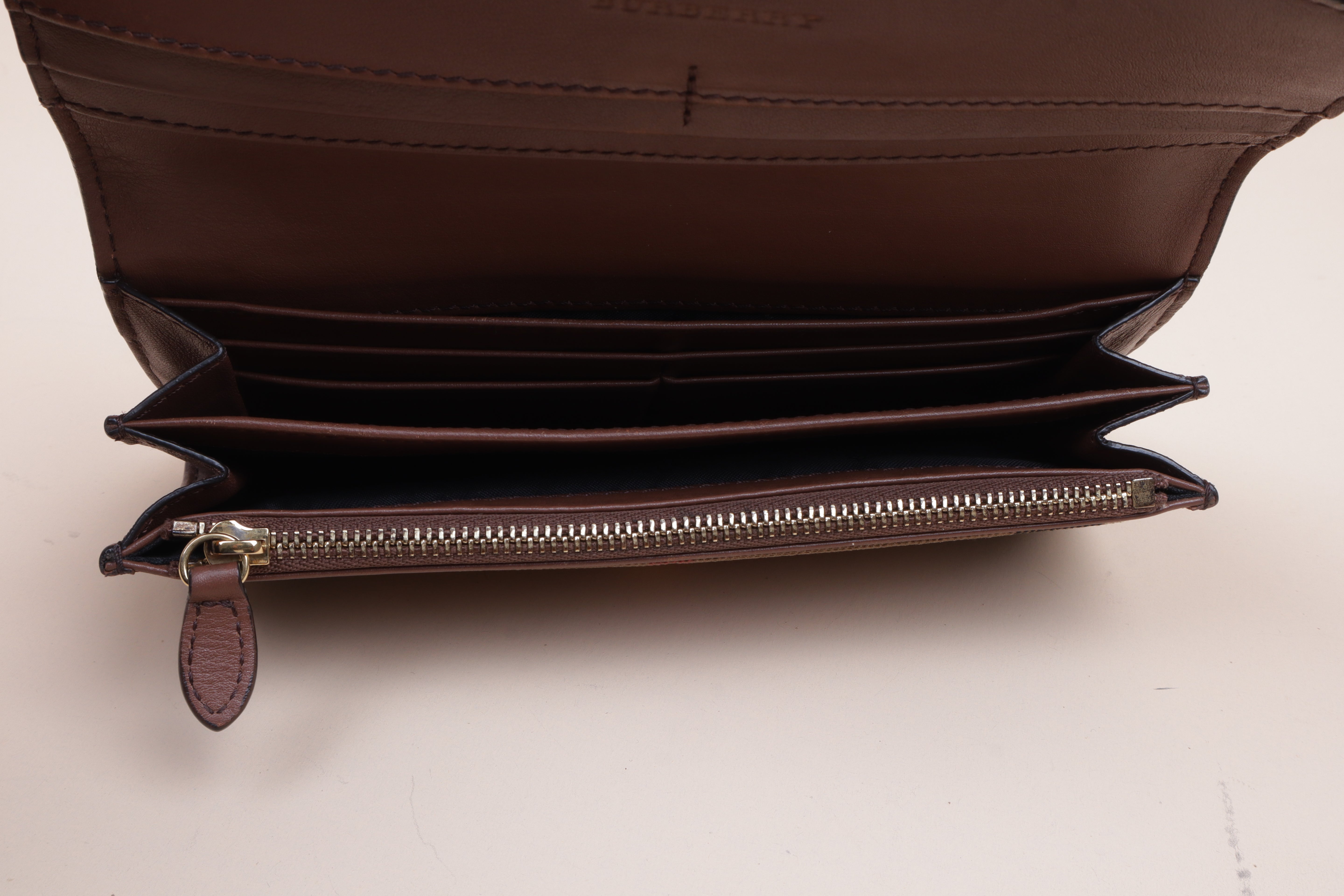 Burberry Bicolor House Check Long Wallet
