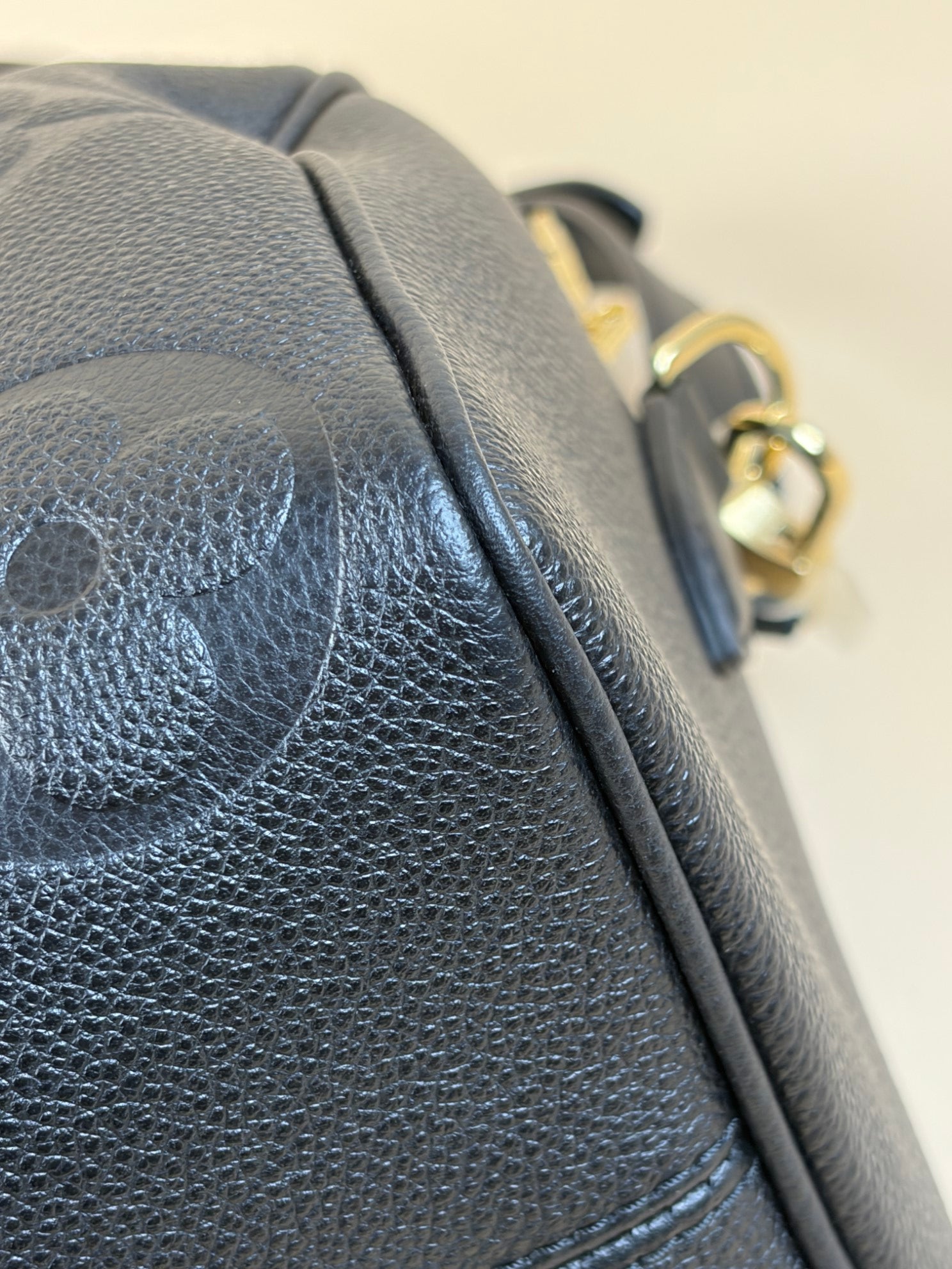 LOUIS VUITTON monogram EmpireNet black speedy bandoliered 25 bag