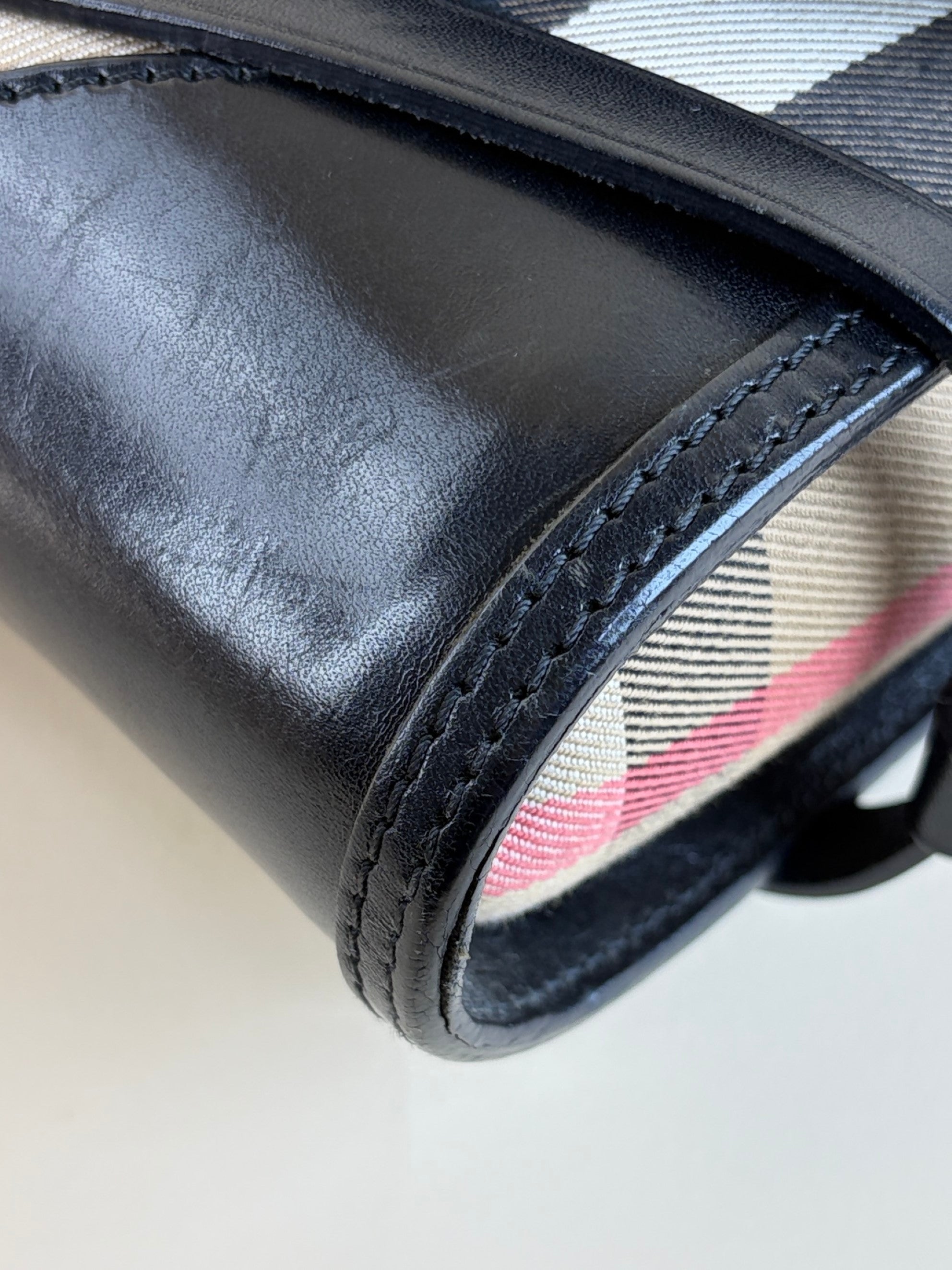 Burberry Black House Check abbot shoulder