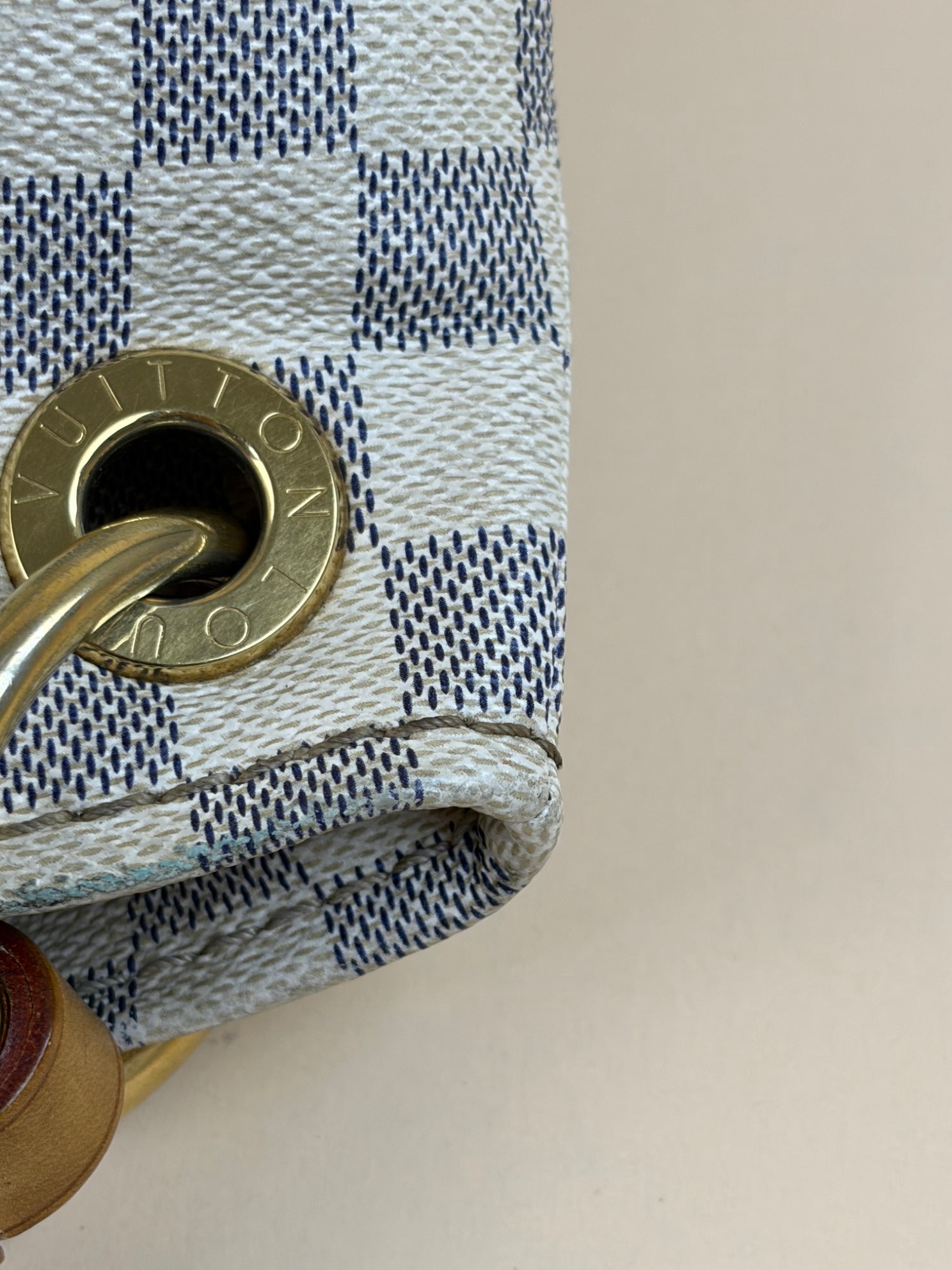 Louis Vuitton Damier azure Artsy Bag