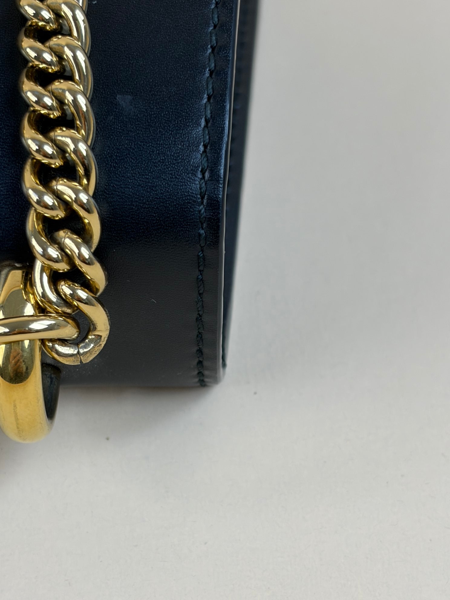 Gucci Black Sylvie mini chain web Ophidia