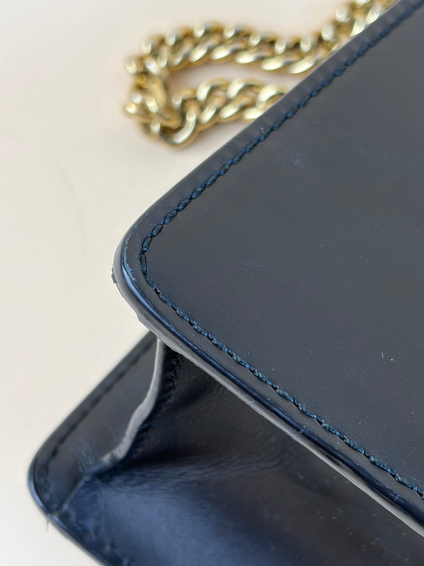 Gucci Black Sylvie mini chain web Ophidia