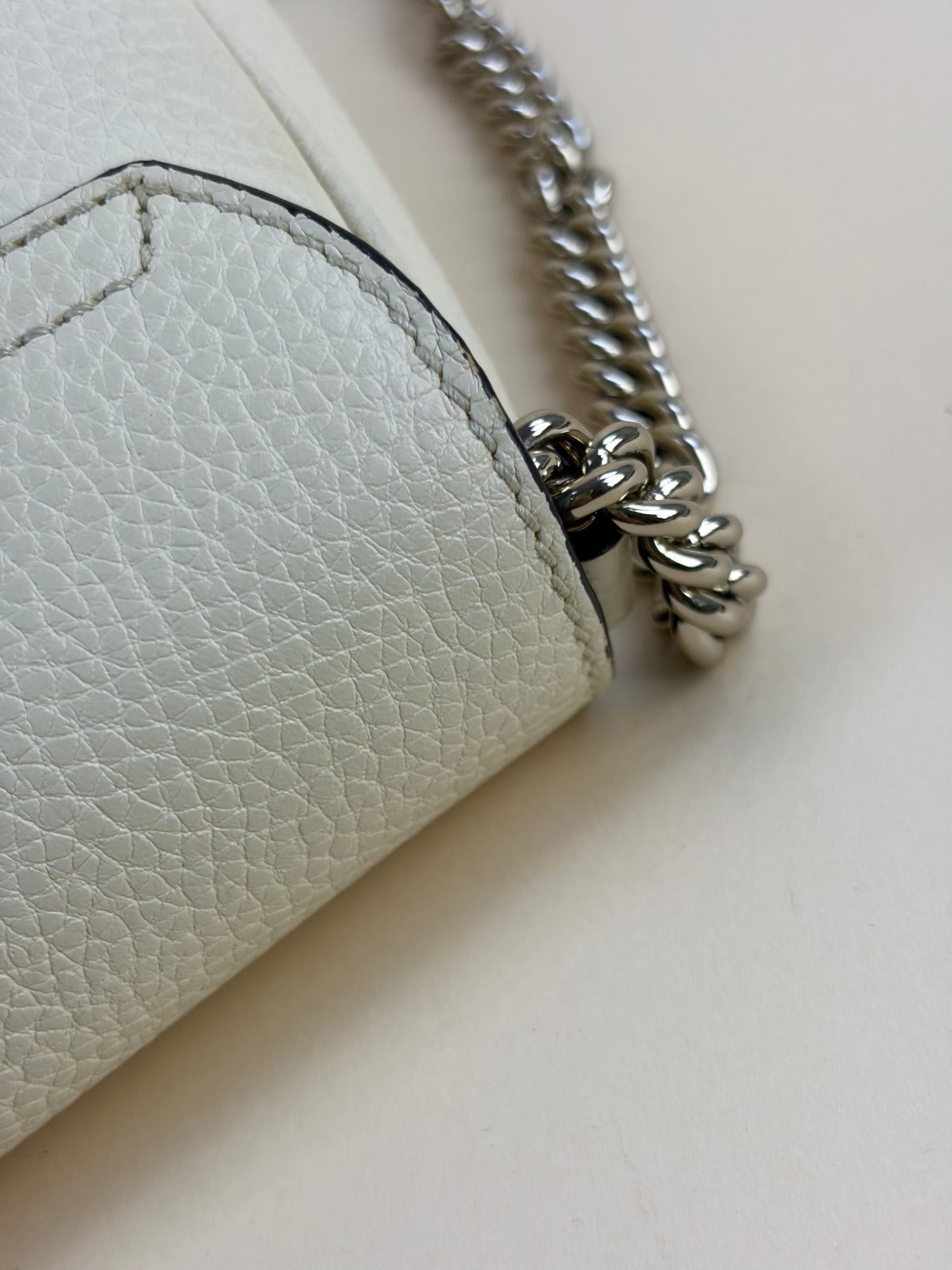 Gucci Off White Soho GG Chain Flap Shoulder Bag