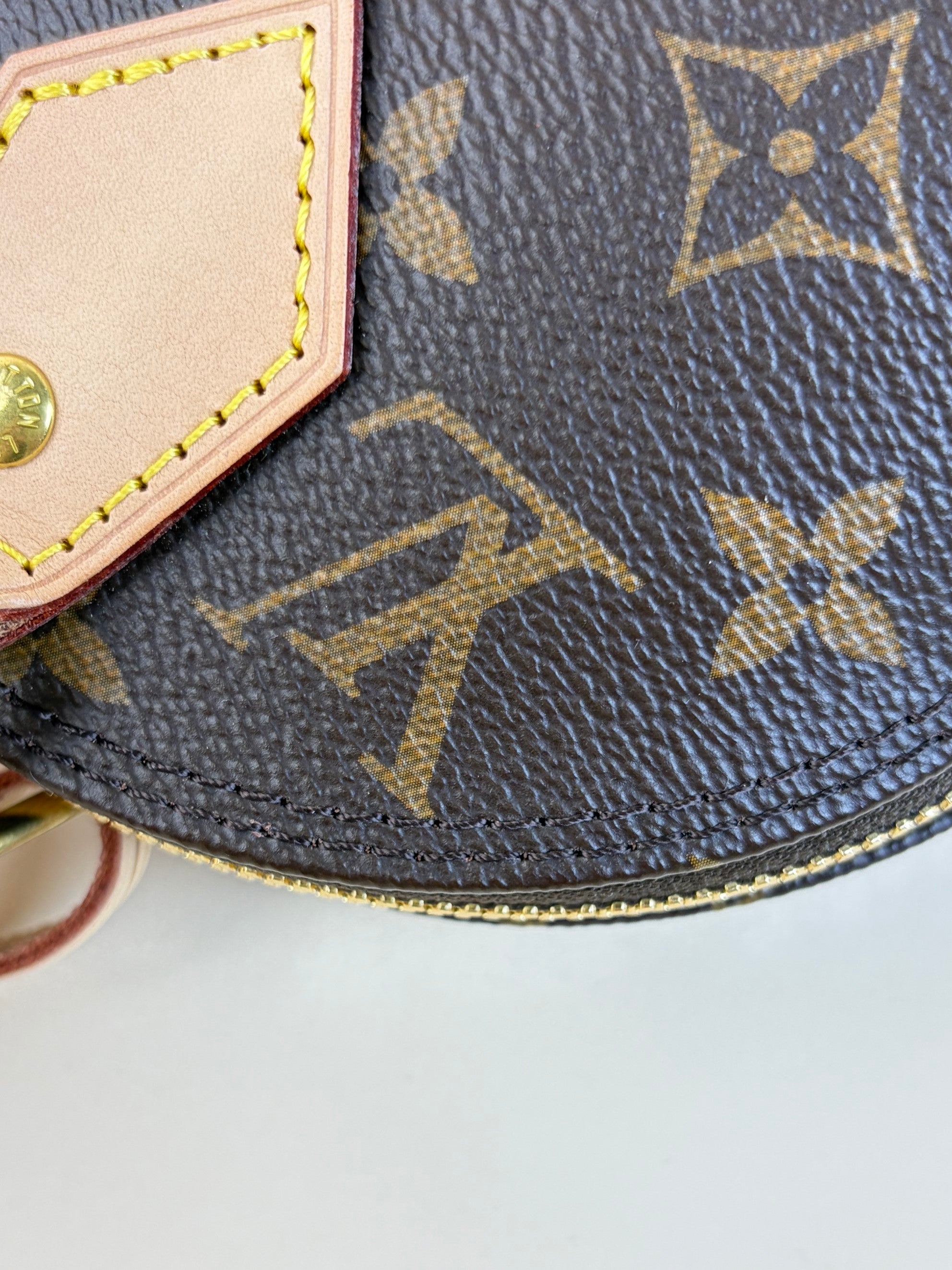 Louis Vuitton Monogram Alma BB Hand bag