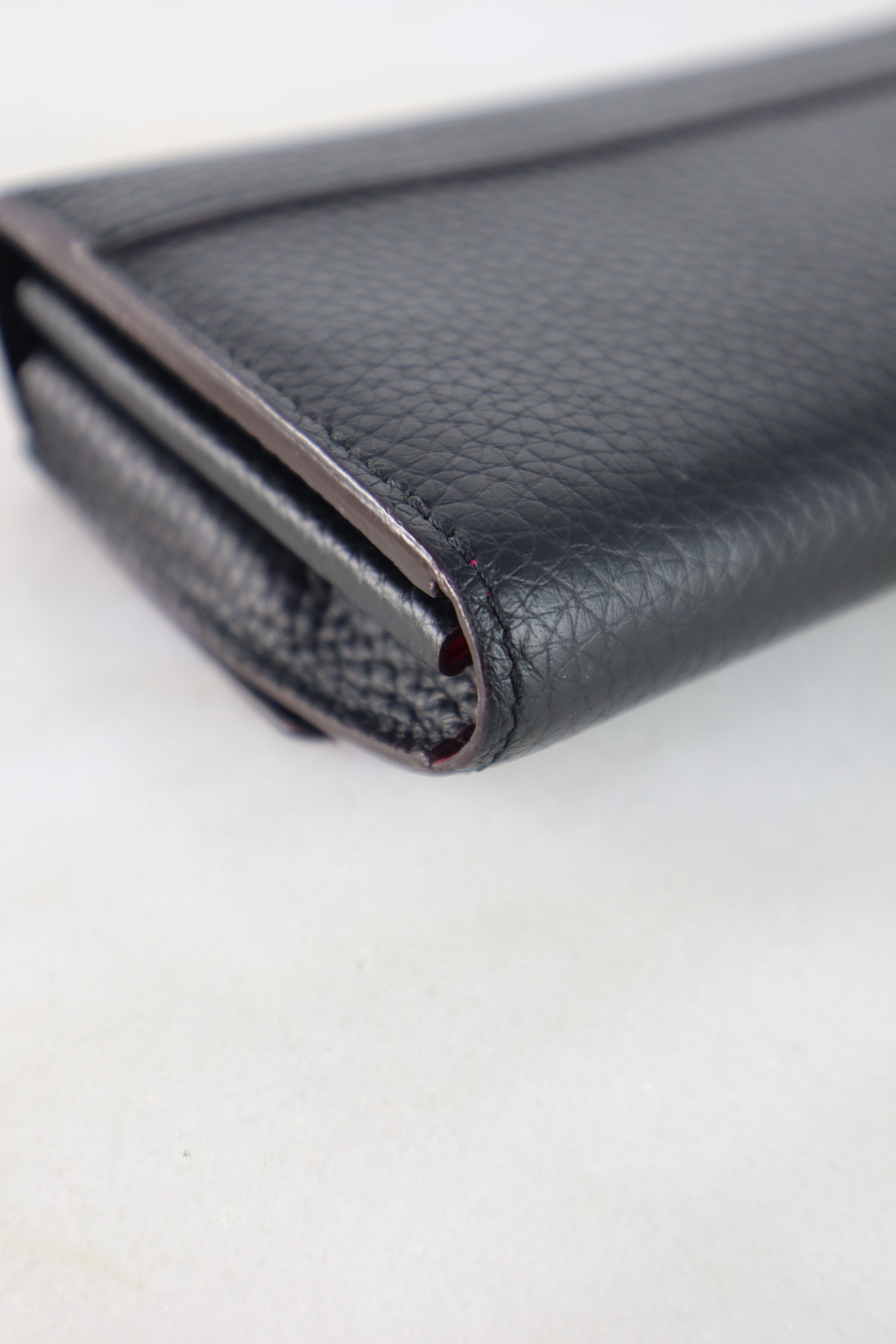Louis Vuitton Black Capucines Long Wallet