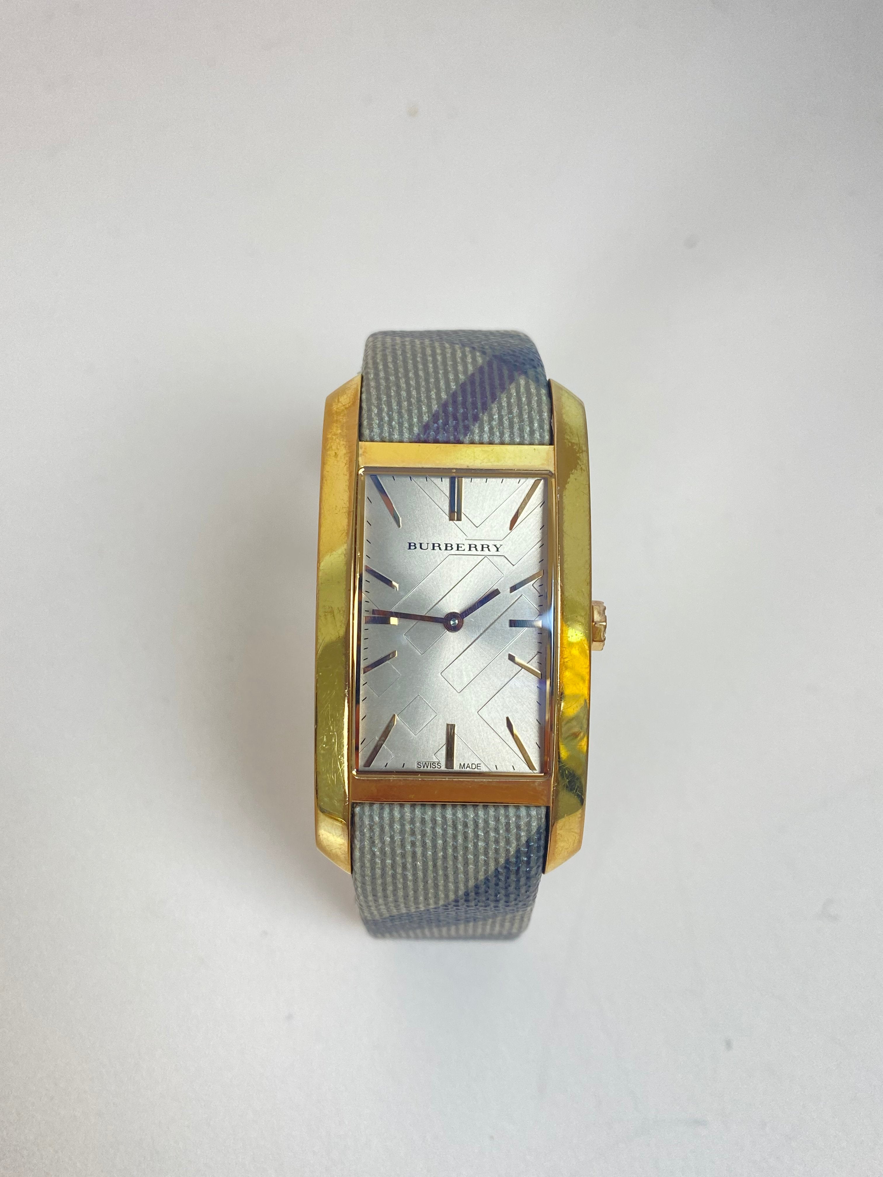 Burberry Gold City Square Pioneer House Check Watch