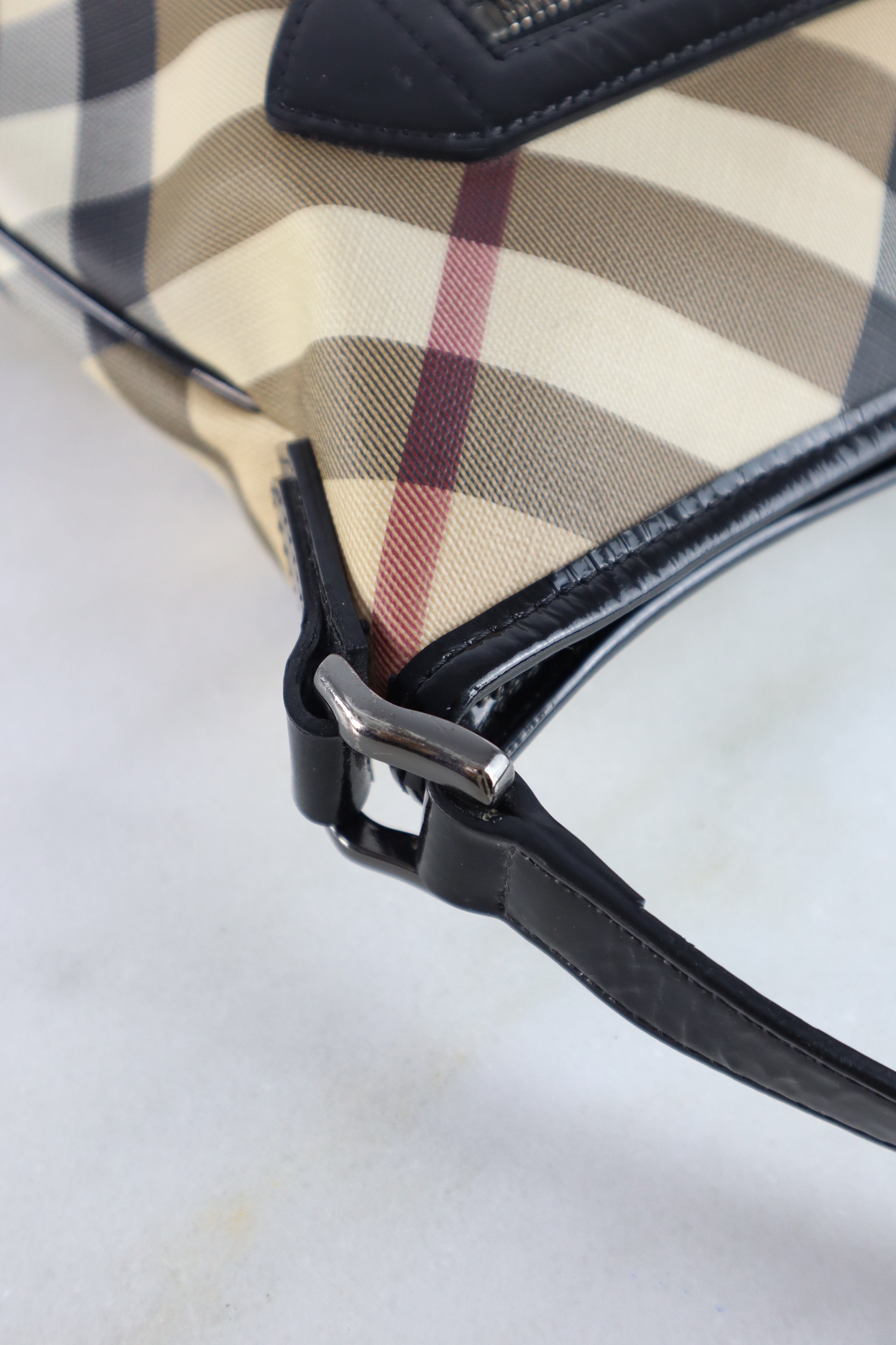 Burberry Bicolor Supernova Dryden Crossbody Bag