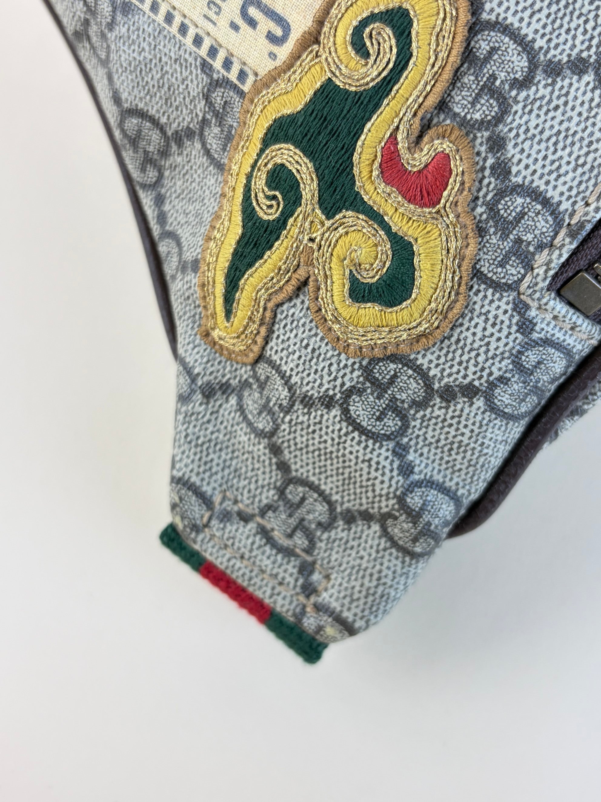 Gucci beige GG Supreme Courier Belt Bag