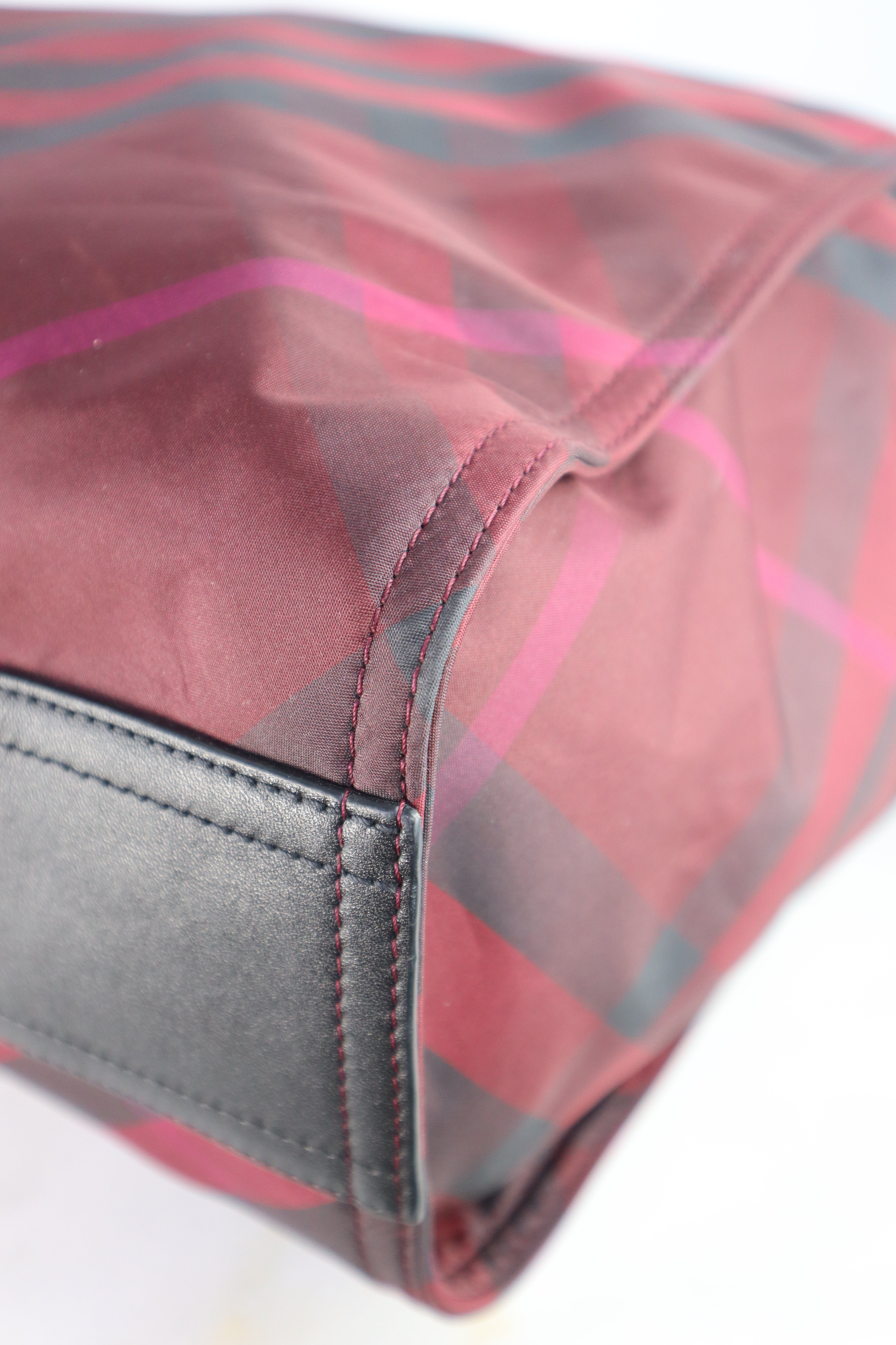 Burberry Red Nova Check Shoulder Bag