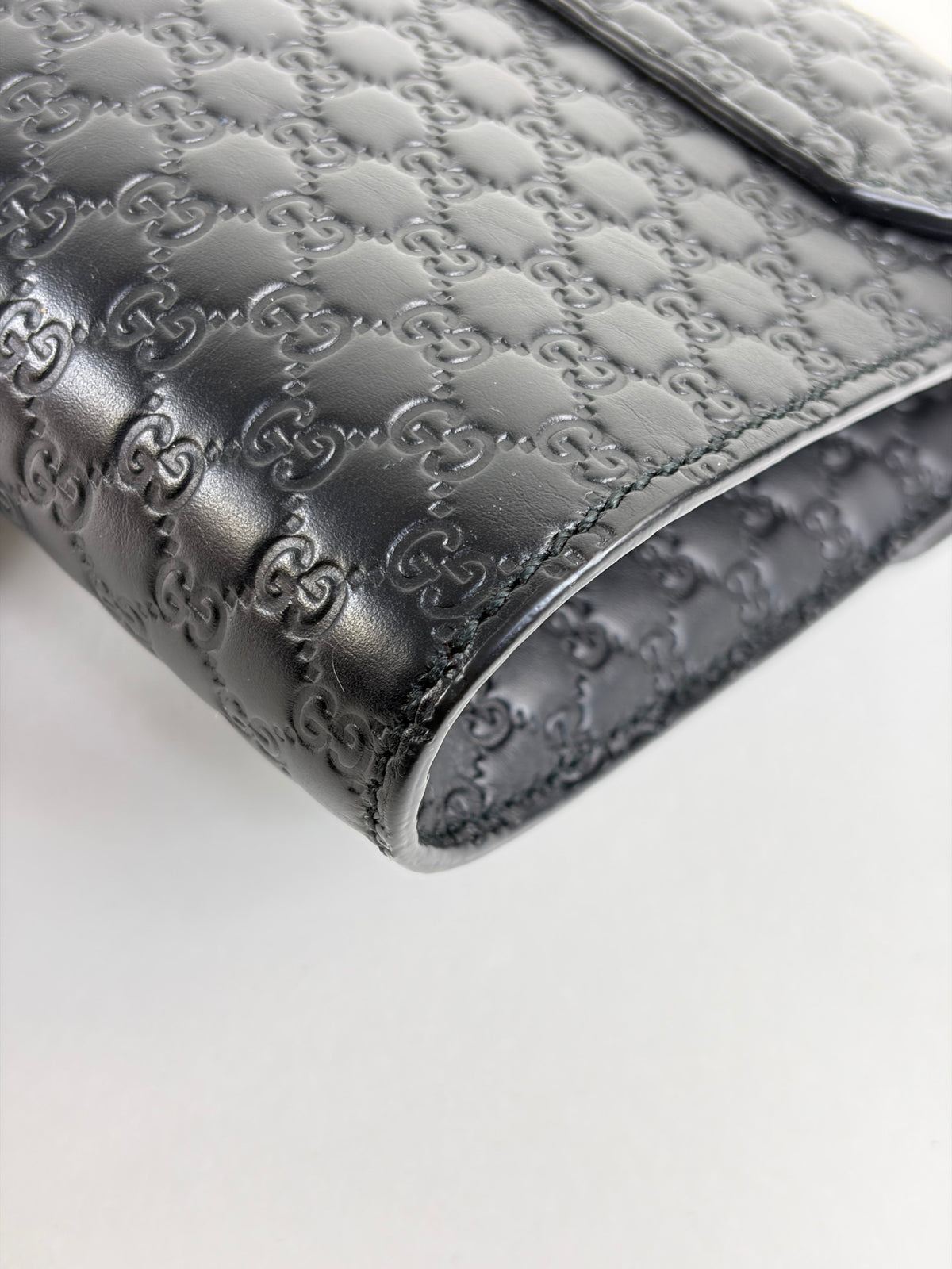 Gucci black microguccissima mini Emily chain