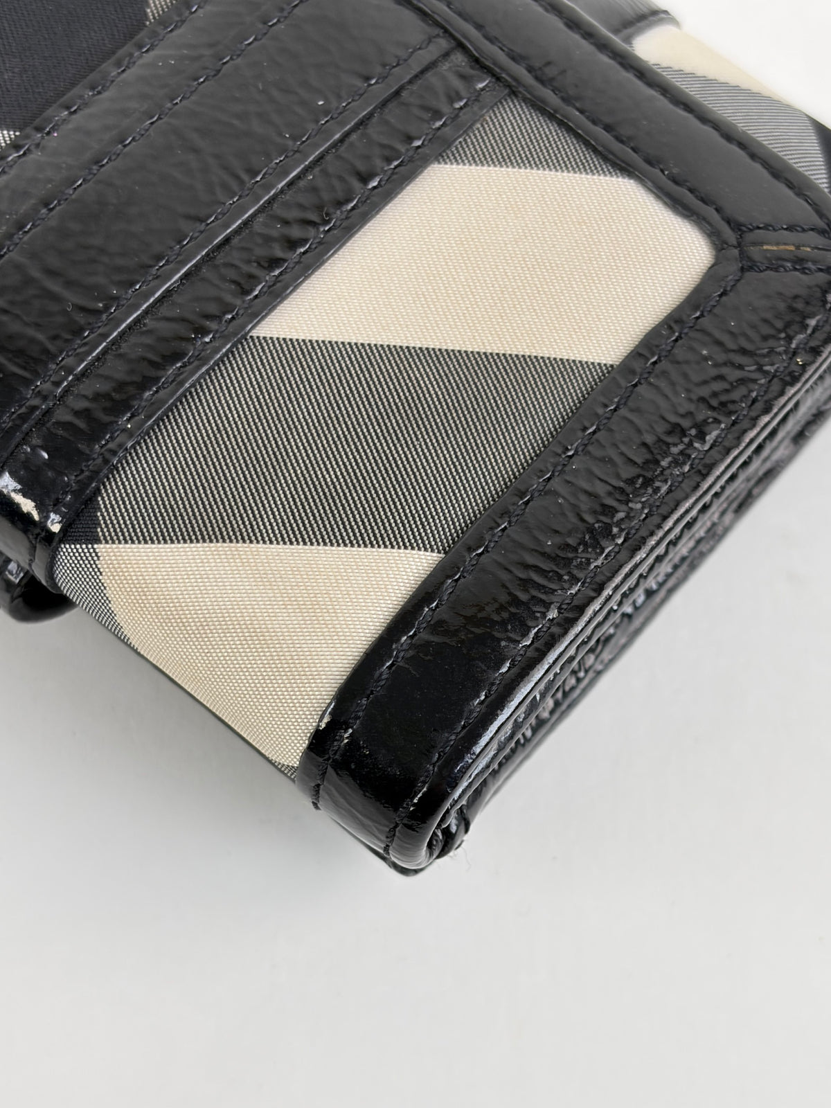 Burberry black patent and beat check nylon compact wallet