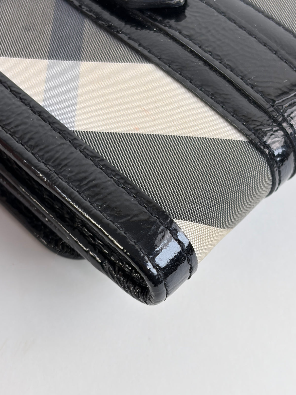Burberry black patent and beat check nylon compact wallet