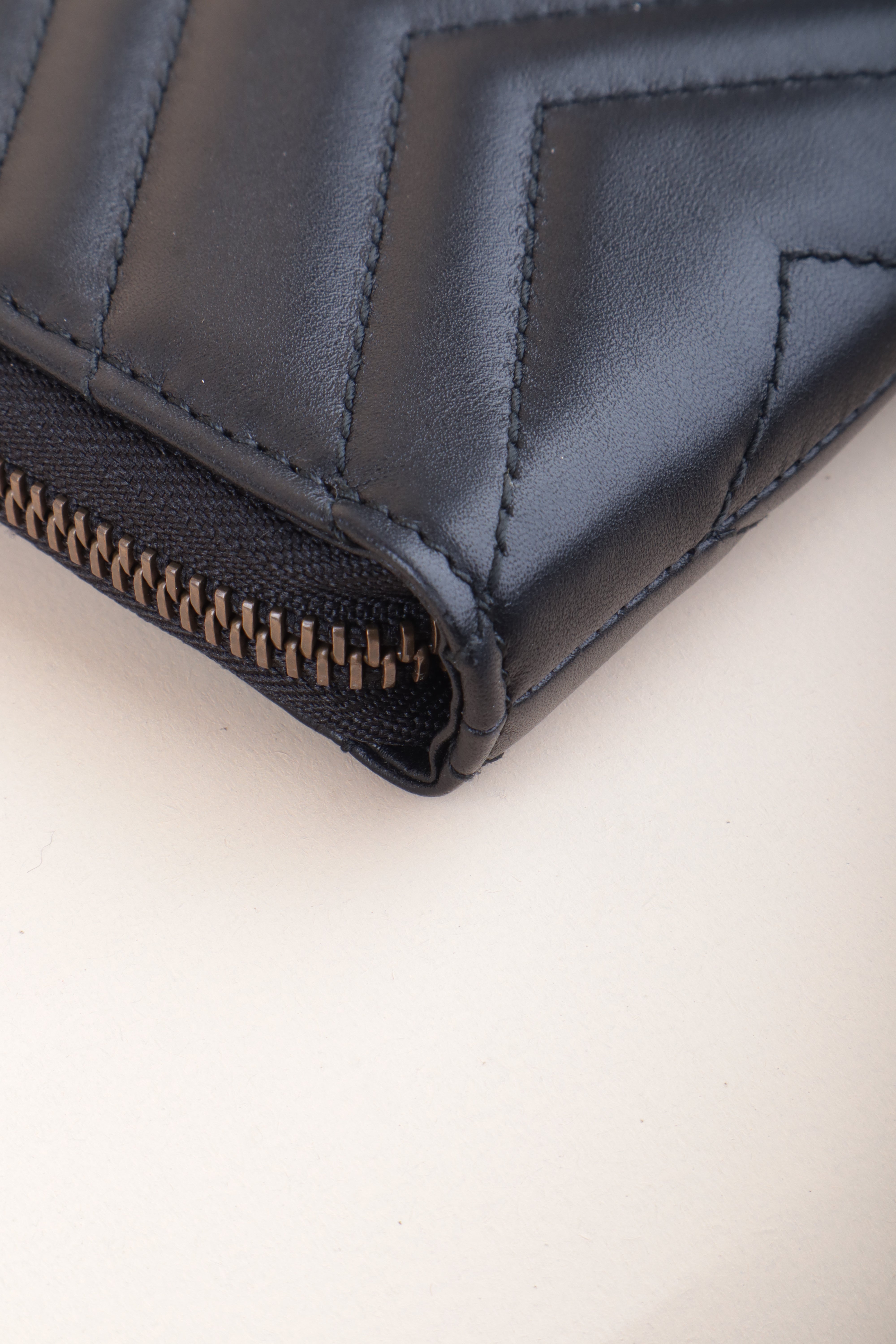 Gucci Black GG Portfolio Marmont Pouch