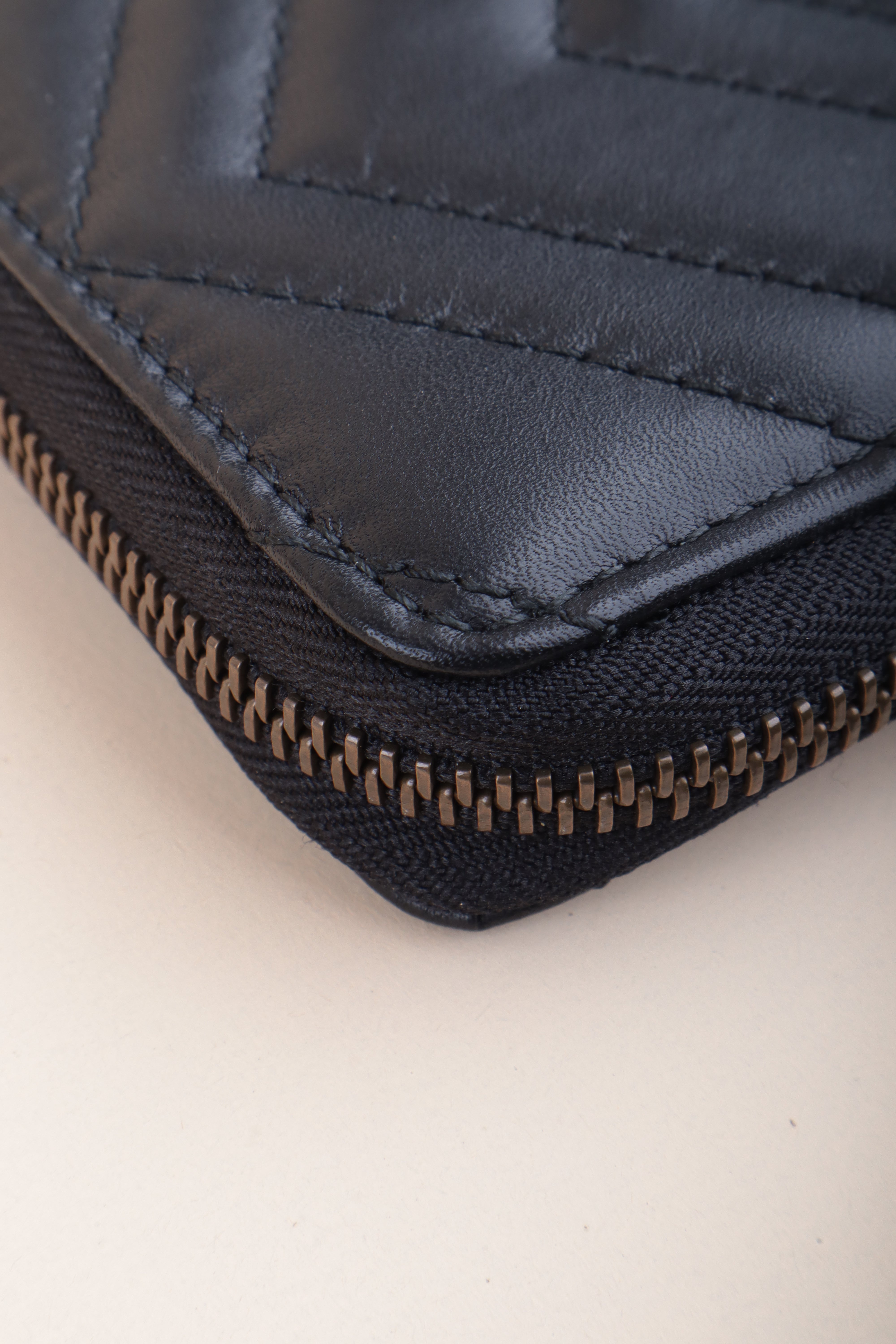 Gucci Black GG Portfolio Marmont Pouch