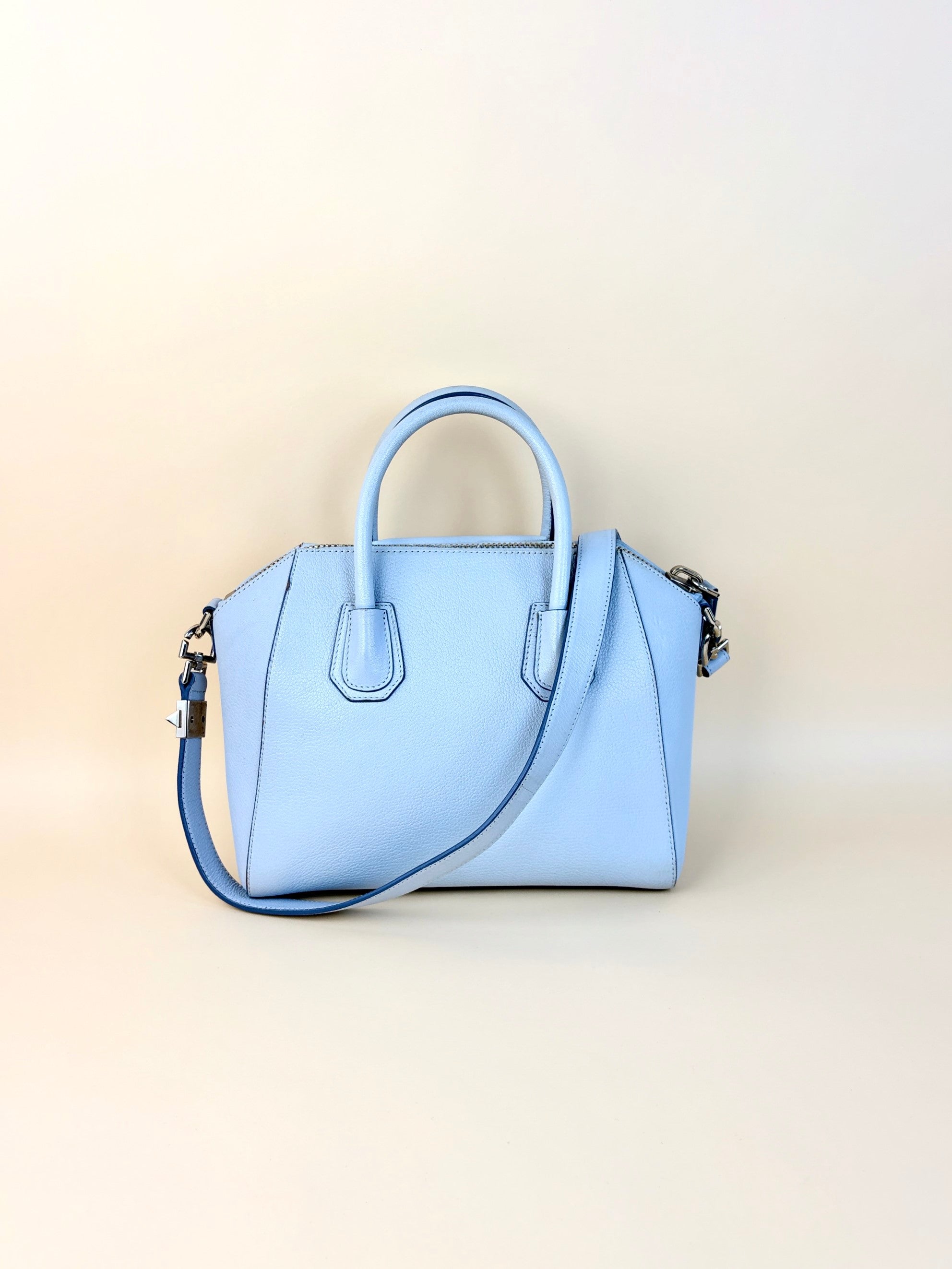 Givenchy grey small Antigone grained leather bag