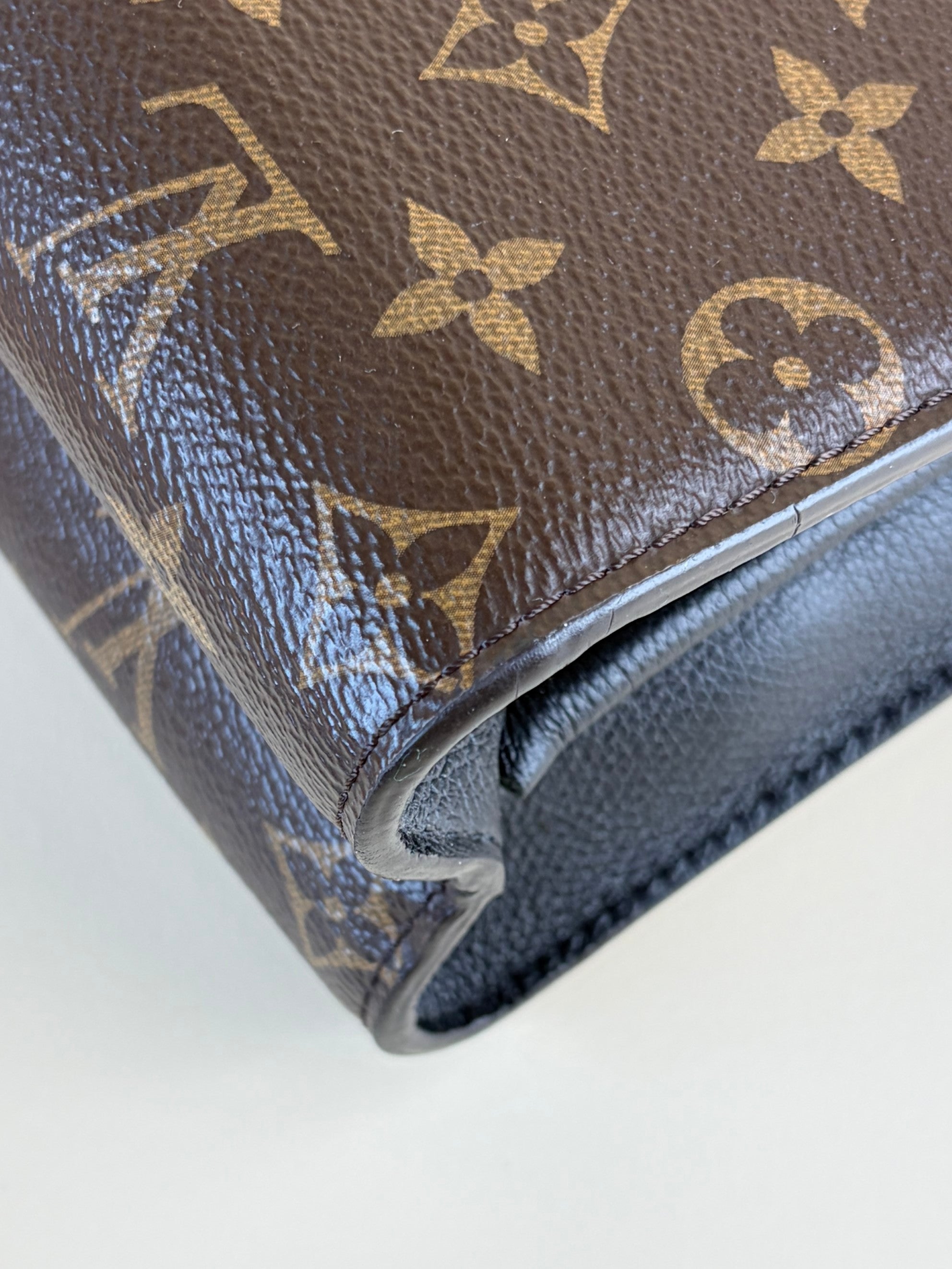 louis Vuitton monogram canvas black victories