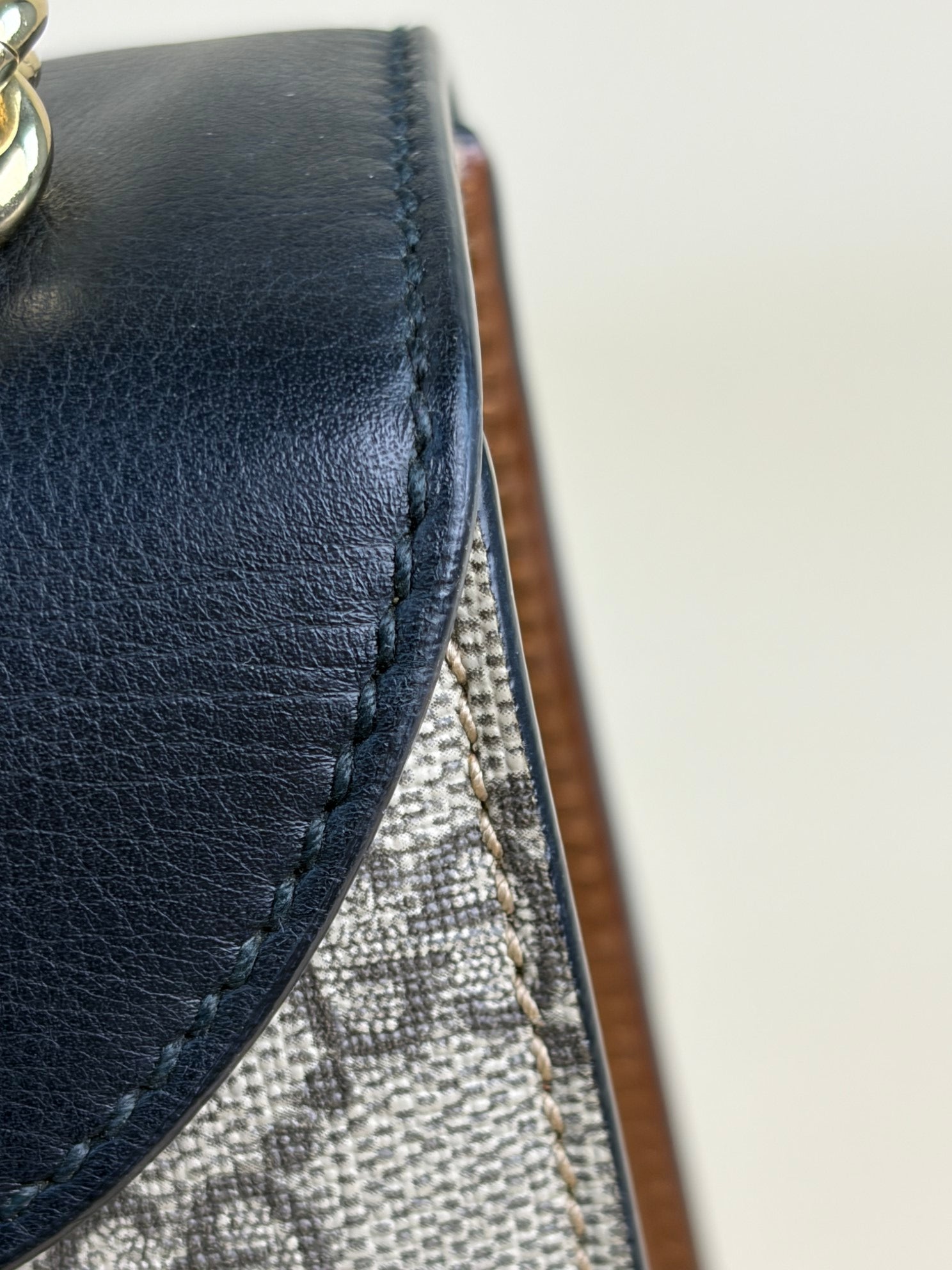 Gucci Tricolor GG Padlock Medium Shoulder Bag