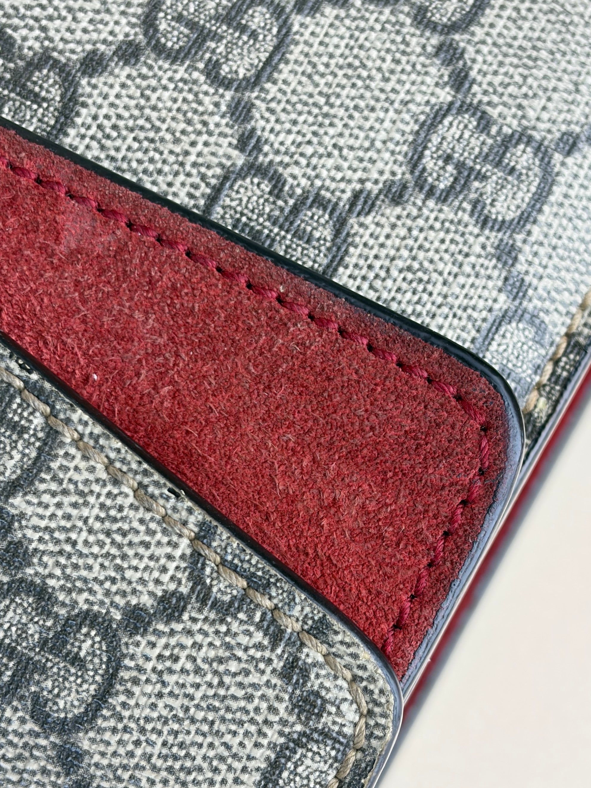 Gucci GG Supreme monogram and red canvas Dionysus crystal small bag