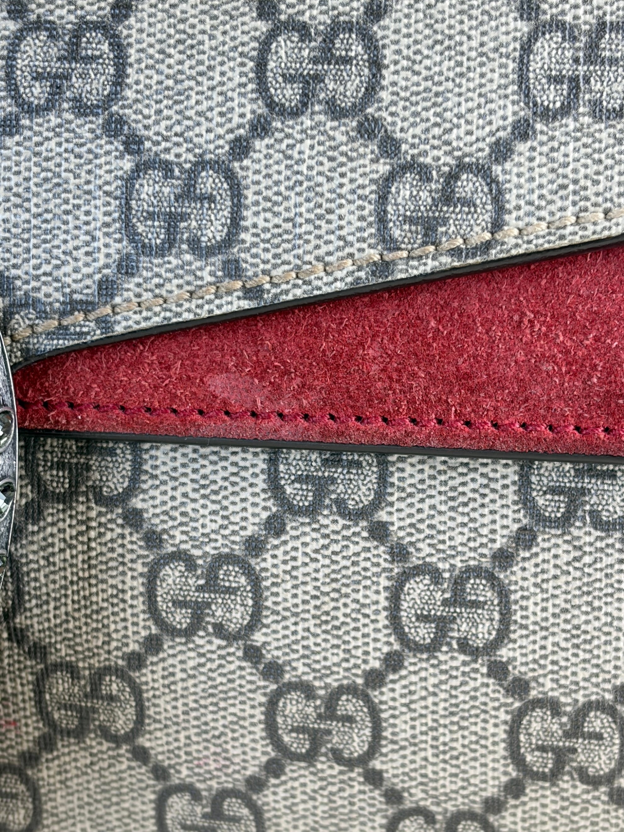 Gucci GG Supreme monogram and red canvas Dionysus crystal small bag