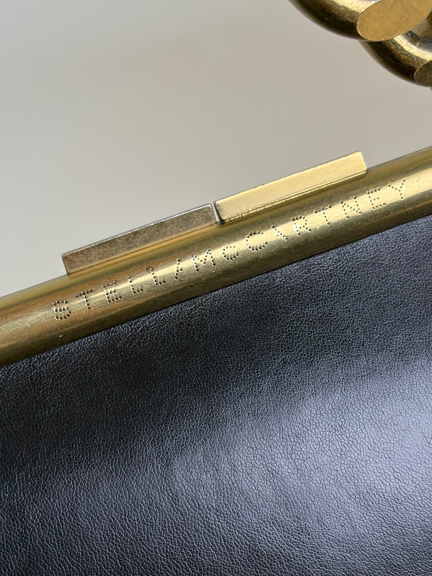 Stella Mccartney Black Small Chunky Chain Small Shoulder Bag